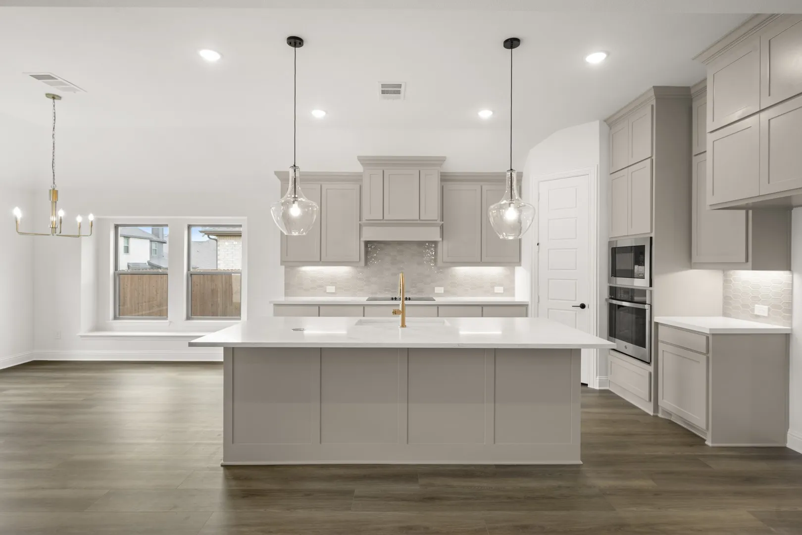 4806 Bel Air- Kitchen-1