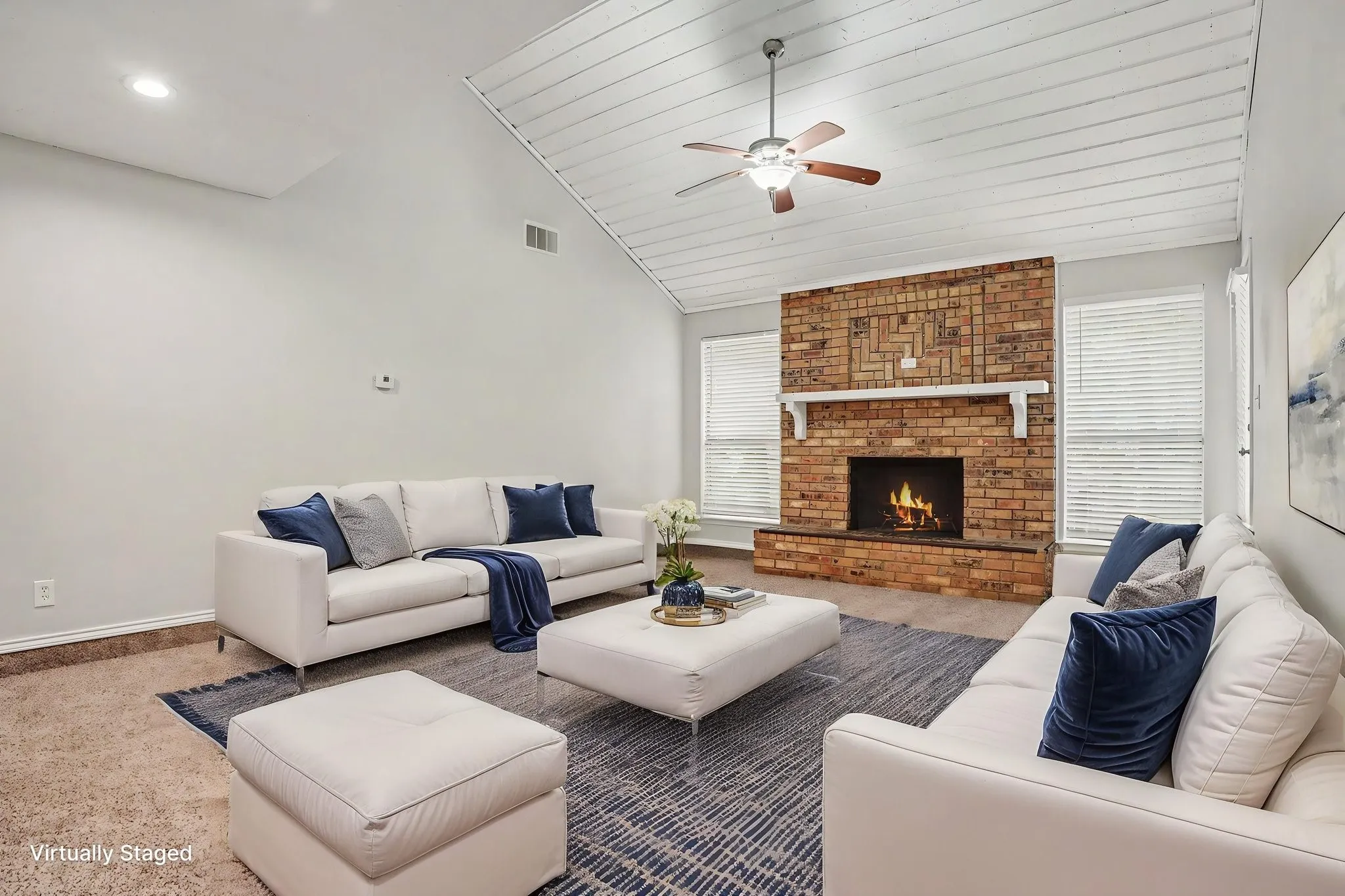 Single Family Residence For Sale in Tarrant County , 4715 Burning Springs Drive, Arlington, Texas 76017, 3 Bedroom, 2 Bathroom, 2 Garage spaces, 2,224 Sqft, built in 1983, mls#21333156, Real Estate Agent in Arlington, Homes For Sale in Tarrant county, Homes For Sale in Arlington, Realtor in Arlington Texas, Real Estate Brokerage Independent Realty Texas, Luminita Cordes Realtor