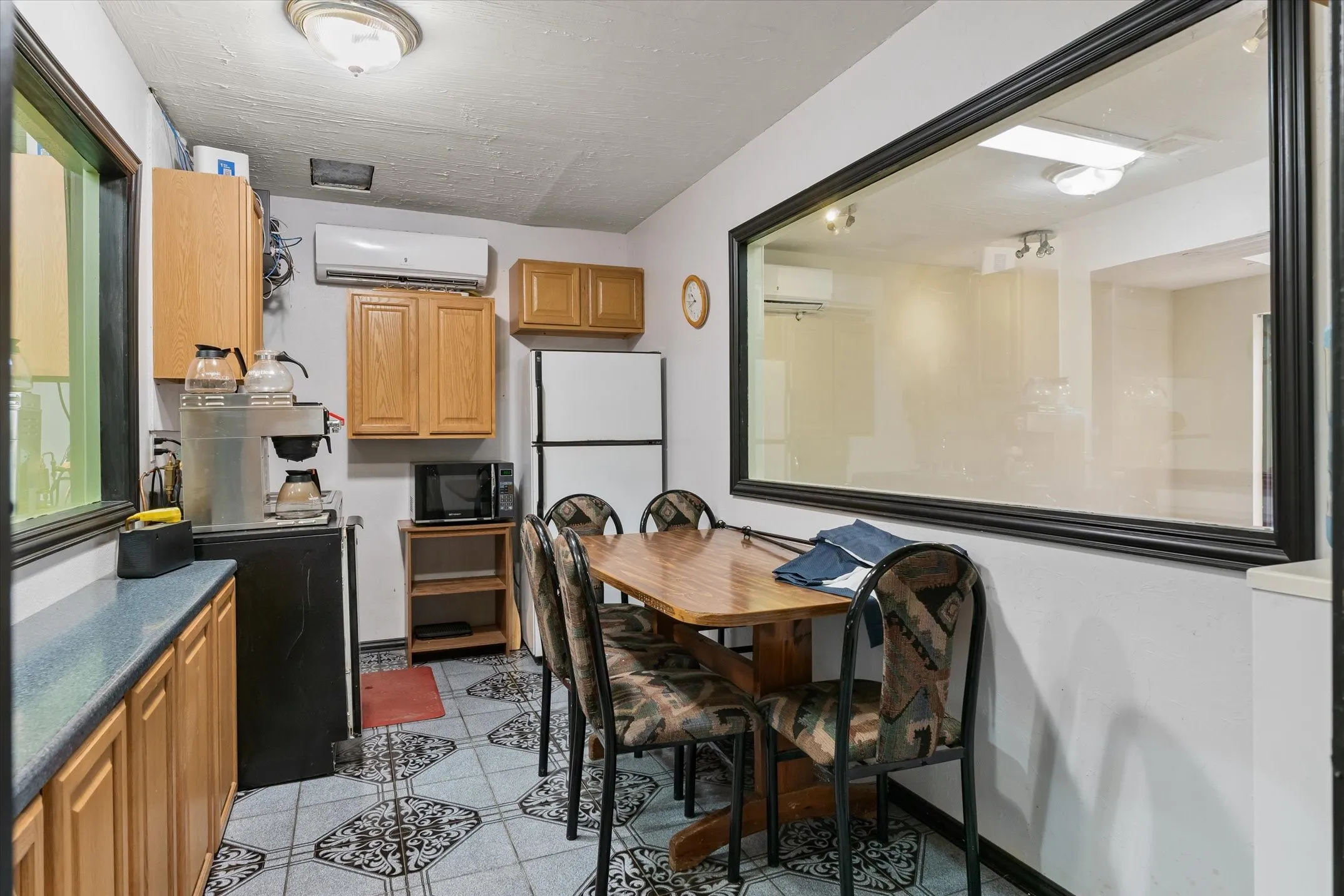 Business For Rent in Dallas County , 200 Cypress Street, Seagoville, Texas 75159, 0, 0, Garage spaces, 0 Sqft, built in 1999, mls#21329618, Real Estate Agent in Seagoville, Homes For Rent in Dallas county, Homes For Rent in Seagoville, Realtor in Seagoville Texas, Real Estate Brokerage Independent Realty Texas, Luminita Cordes Realtor