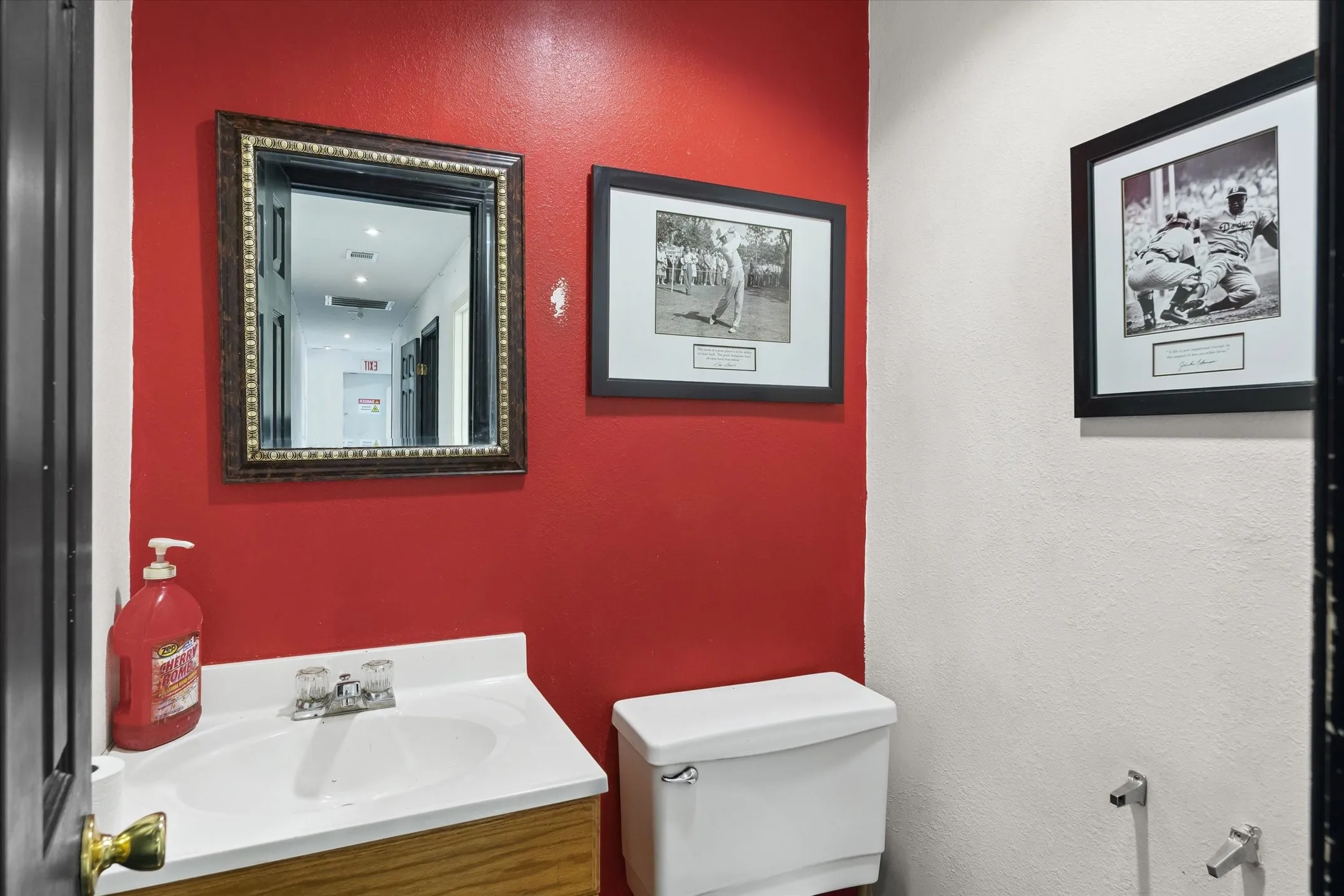 Business For Rent in Dallas County , 200 Cypress Street, Seagoville, Texas 75159, 0, 0, Garage spaces, 0 Sqft, built in 1999, mls#21329618, Real Estate Agent in Seagoville, Homes For Rent in Dallas county, Homes For Rent in Seagoville, Realtor in Seagoville Texas, Real Estate Brokerage Independent Realty Texas, Luminita Cordes Realtor