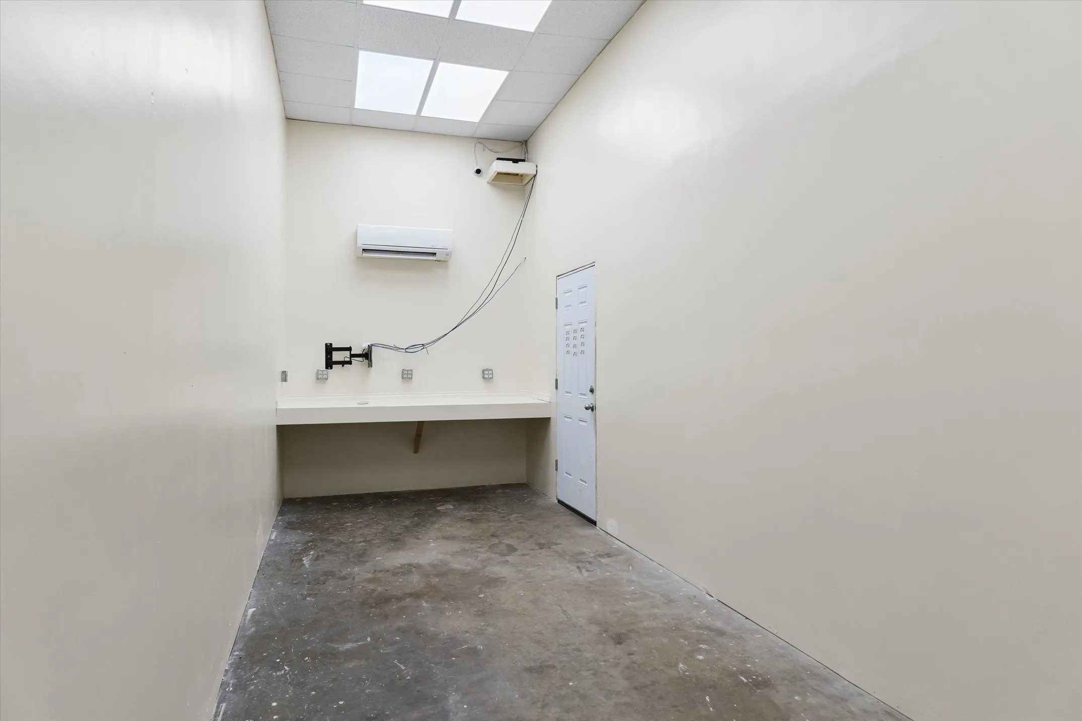 Business For Rent in Dallas County , 200 Cypress Street, Seagoville, Texas 75159, 0, 0, Garage spaces, 0 Sqft, built in 1999, mls#21329618, Real Estate Agent in Seagoville, Homes For Rent in Dallas county, Homes For Rent in Seagoville, Realtor in Seagoville Texas, Real Estate Brokerage Independent Realty Texas, Luminita Cordes Realtor