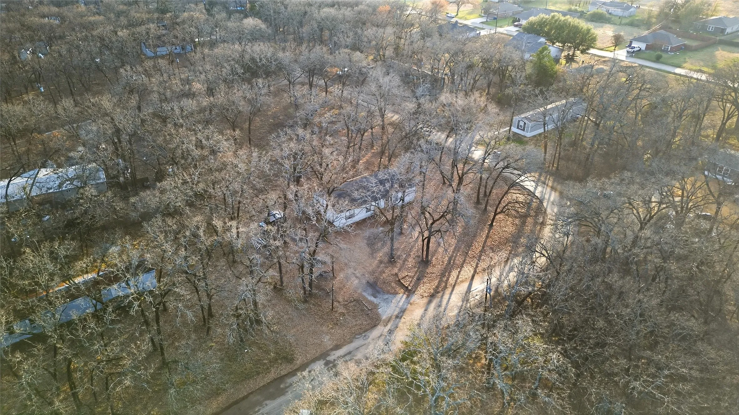 Manufactured Home For Sale in Henderson County , 237 Wildflower Drive, Gun Barrel City, Texas 75156, 3 Bedroom, 2 Bathroom, Garage spaces, 1,344 Sqft, built in 2000, mls#21333471, Real Estate Agent in Gun Barrel City, Homes For Sale in Henderson county, Homes For Sale in Gun Barrel City, Realtor in Gun Barrel City Texas, Real Estate Brokerage Independent Realty Texas, Luminita Cordes Realtor
