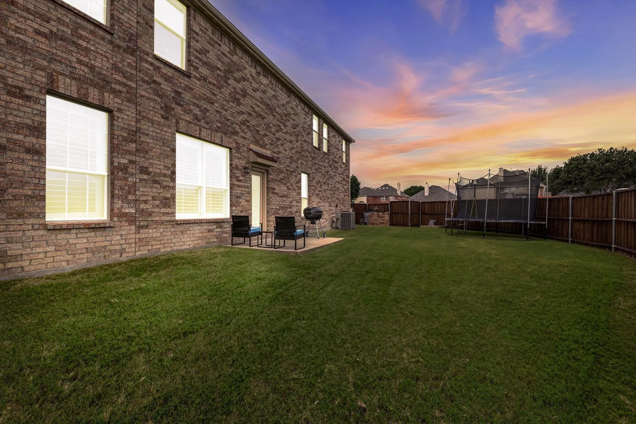 Single Family Residence For Sale in Collin County , 1611 Estacado Drive, Allen, Texas 75013, 3 Bedroom, 3 Bathroom, 2 Garage spaces, 2,264 Sqft, built in 2011, mls#21331858, Real Estate Agent in Allen, Homes For Sale in Collin county, Homes For Sale in Allen, Realtor in Allen Texas, Real Estate Brokerage Independent Realty Texas, Luminita Cordes Realtor