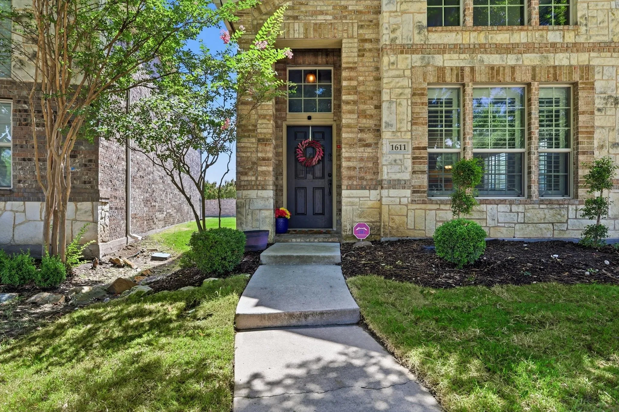 Single Family Residence For Sale in Collin County , 1611 Estacado Drive, Allen, Texas 75013, 3 Bedroom, 3 Bathroom, 2 Garage spaces, 2,264 Sqft, built in 2011, mls#21331858, Real Estate Agent in Allen, Homes For Sale in Collin county, Homes For Sale in Allen, Realtor in Allen Texas, Real Estate Brokerage Independent Realty Texas, Luminita Cordes Realtor