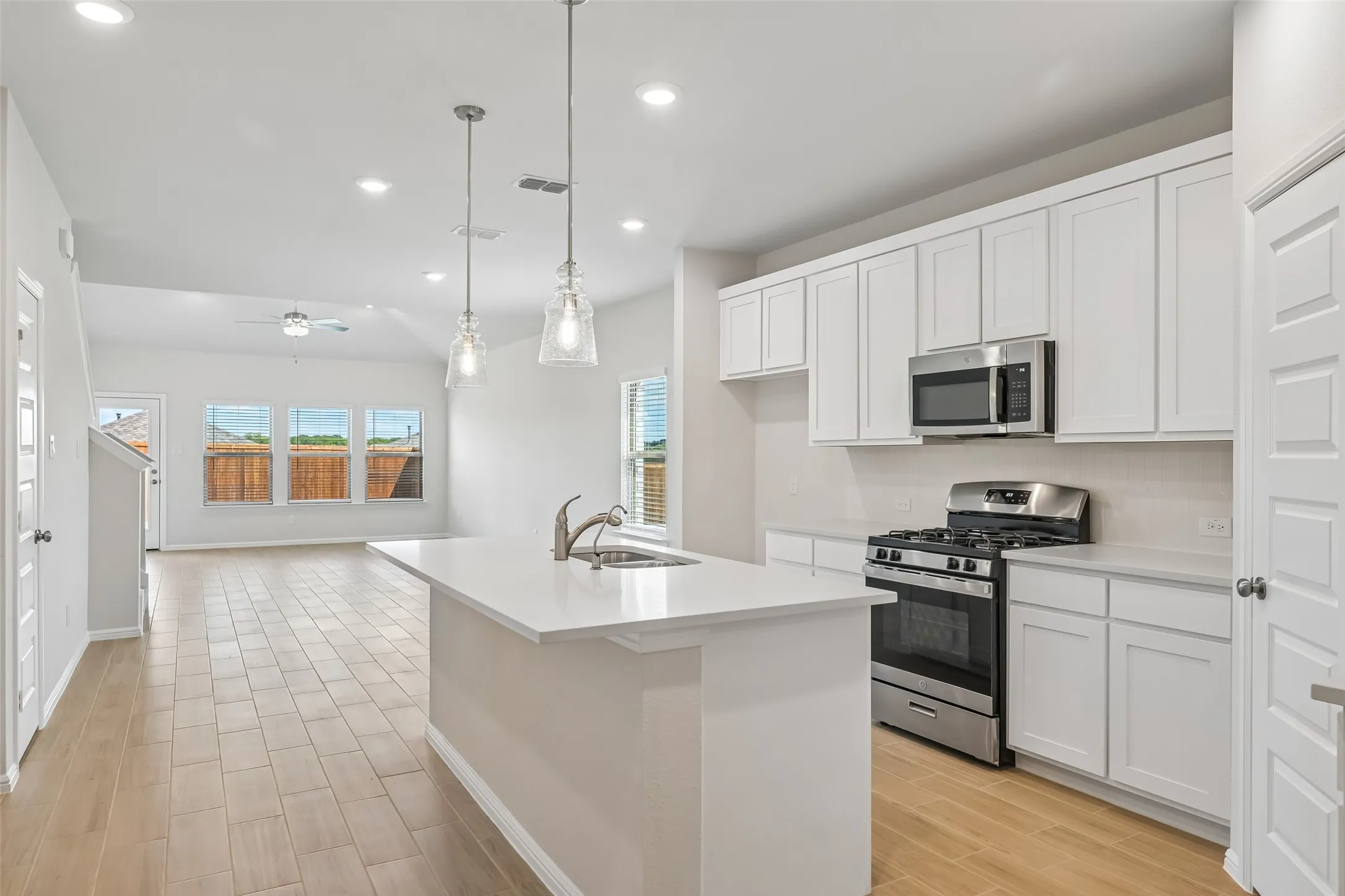 Single Family Residence For Sale in Grayson County , 1275 Wild Cherry Way, Van Alstyne, Texas 75495, 4 Bedroom, 3 Bathroom, 2 Garage spaces, 2,421 Sqft, built in 2026, mls#21312715, Real Estate Agent in Van Alstyne, Homes For Sale in Grayson county, Homes For Sale in Van Alstyne, Realtor in Van Alstyne Texas, Real Estate Brokerage Independent Realty Texas, Luminita Cordes Realtor