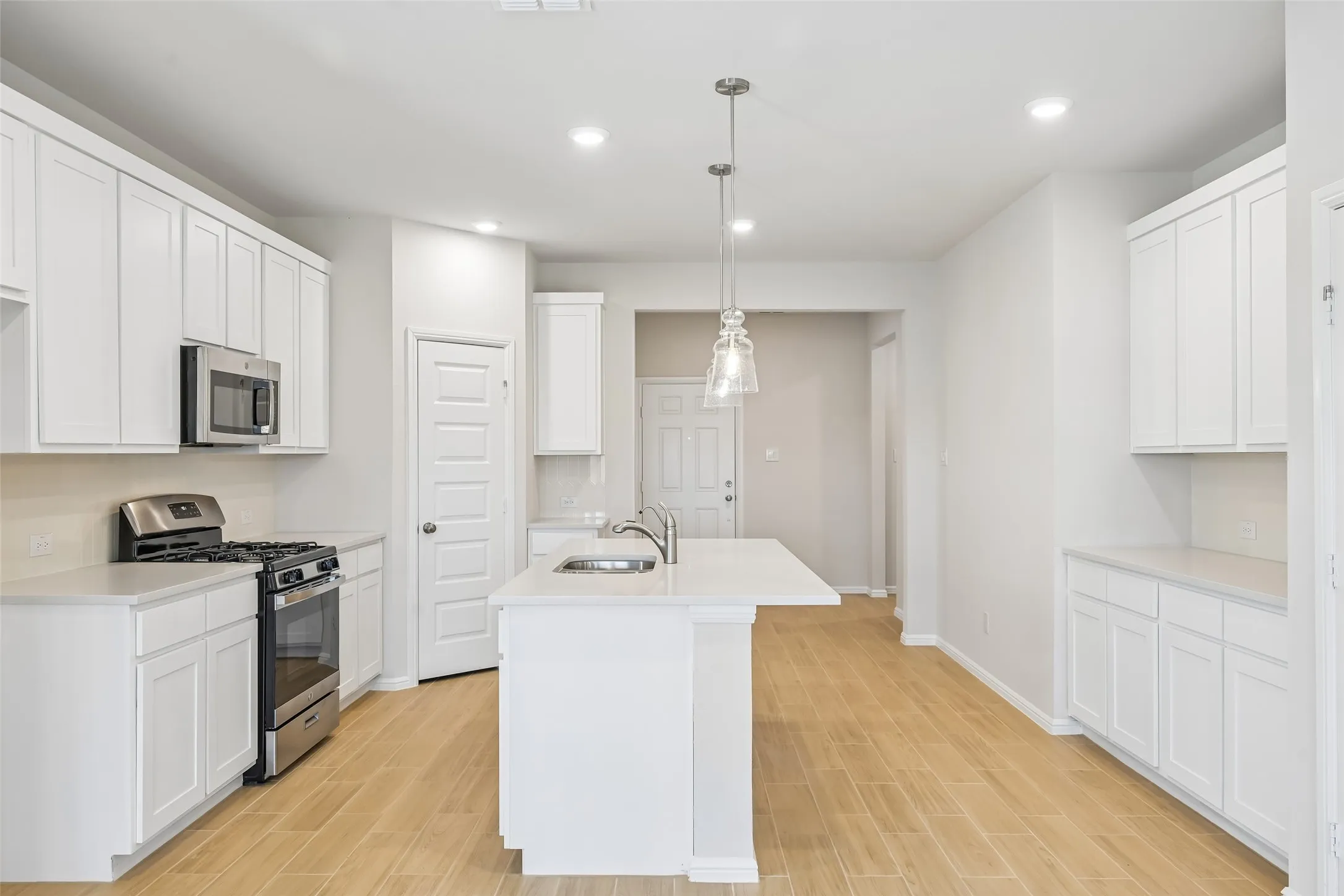 Single Family Residence For Sale in Grayson County , 1275 Wild Cherry Way, Van Alstyne, Texas 75495, 4 Bedroom, 3 Bathroom, 2 Garage spaces, 2,421 Sqft, built in 2026, mls#21312715, Real Estate Agent in Van Alstyne, Homes For Sale in Grayson county, Homes For Sale in Van Alstyne, Realtor in Van Alstyne Texas, Real Estate Brokerage Independent Realty Texas, Luminita Cordes Realtor