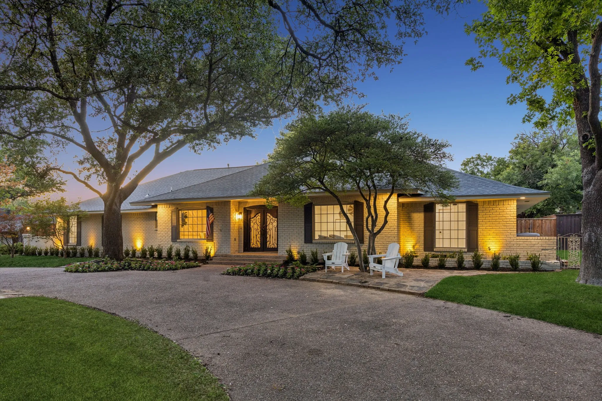 Single Family Residence For Sale in Dallas County , 6941 Midcrest Drive, Dallas, Texas 75254, 5 Bedroom, 4 Bathroom, 2 Garage spaces, 3,599 Sqft, built in 1966, mls#21329549, Real Estate Agent in Dallas, Homes For Sale in Dallas county, Homes For Sale in Dallas, Realtor in Dallas Texas, Real Estate Brokerage Independent Realty Texas, Luminita Cordes Realtor