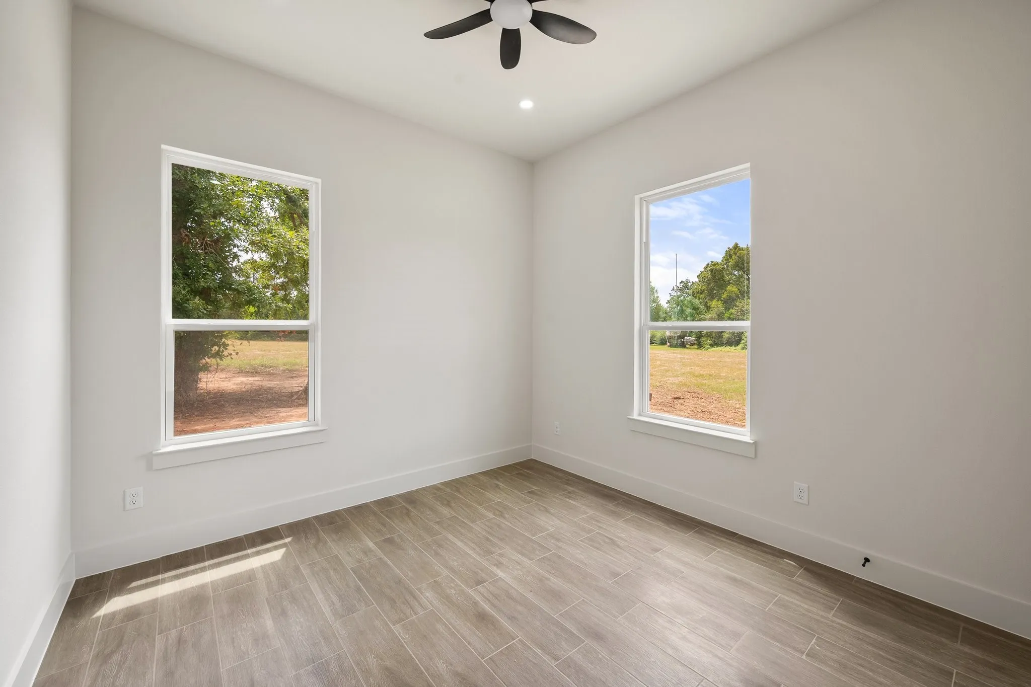 Single Family Residence For Sale in Henderson County , 416 Stirrup Ranch Road, Trinidad, Texas 75163, 4 Bedroom, 3 Bathroom, 2 Garage spaces, 1,832 Sqft, built in 2026, mls#21332313, Real Estate Agent in Trinidad, Homes For Sale in Henderson county, Homes For Sale in Trinidad, Realtor in Trinidad Texas, Real Estate Brokerage Independent Realty Texas, Luminita Cordes Realtor