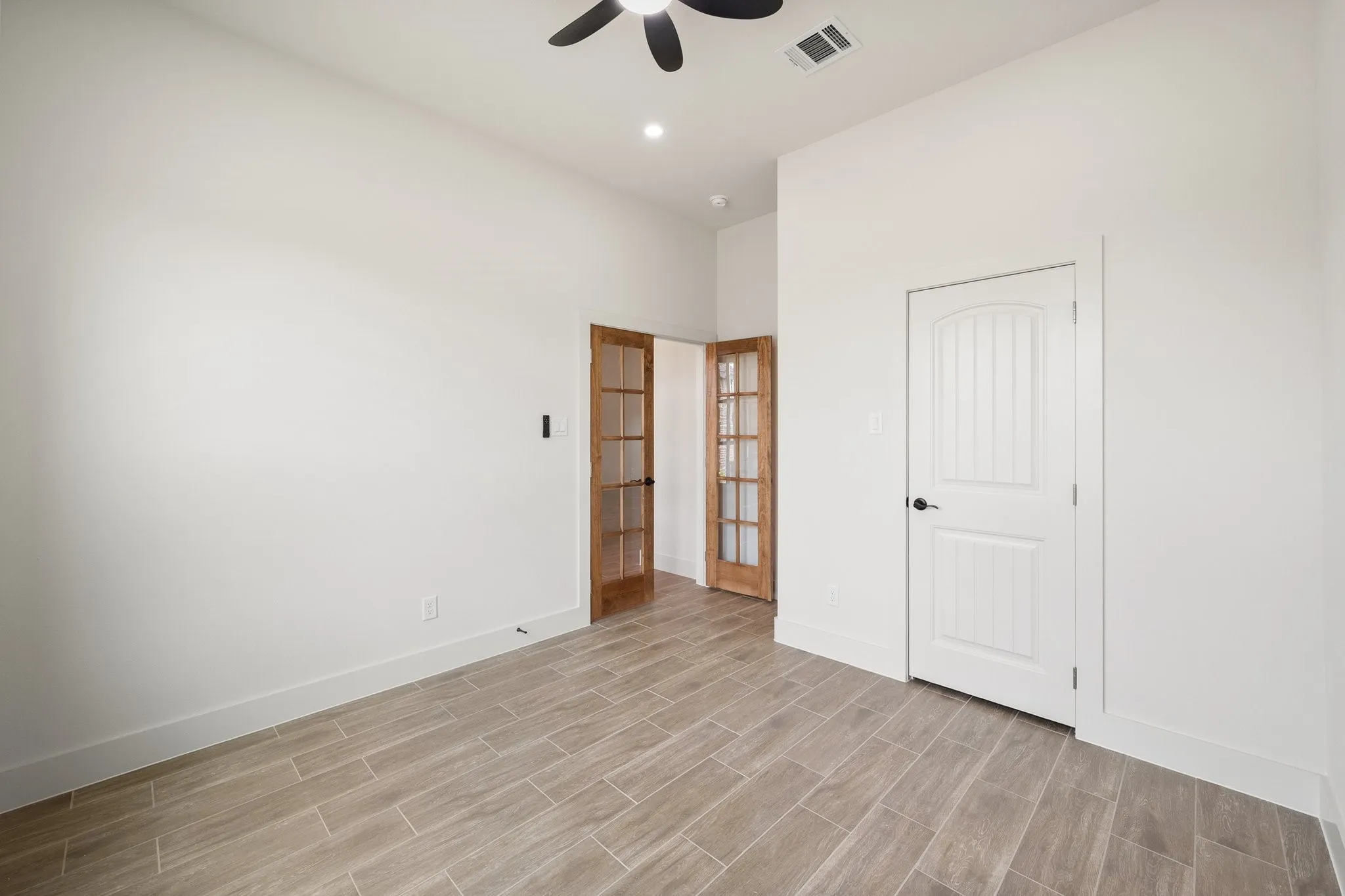 Single Family Residence For Sale in Henderson County , 416 Stirrup Ranch Road, Trinidad, Texas 75163, 4 Bedroom, 3 Bathroom, 2 Garage spaces, 1,832 Sqft, built in 2026, mls#21332313, Real Estate Agent in Trinidad, Homes For Sale in Henderson county, Homes For Sale in Trinidad, Realtor in Trinidad Texas, Real Estate Brokerage Independent Realty Texas, Luminita Cordes Realtor