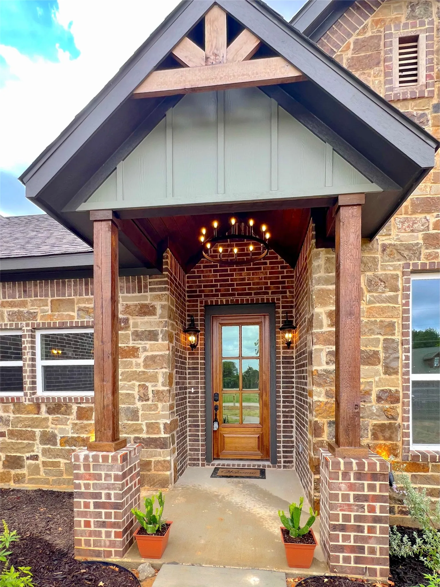 Single Family Residence For Sale in Henderson County , 416 Stirrup Ranch Road, Trinidad, Texas 75163, 4 Bedroom, 3 Bathroom, 2 Garage spaces, 1,832 Sqft, built in 2026, mls#21332313, Real Estate Agent in Trinidad, Homes For Sale in Henderson county, Homes For Sale in Trinidad, Realtor in Trinidad Texas, Real Estate Brokerage Independent Realty Texas, Luminita Cordes Realtor