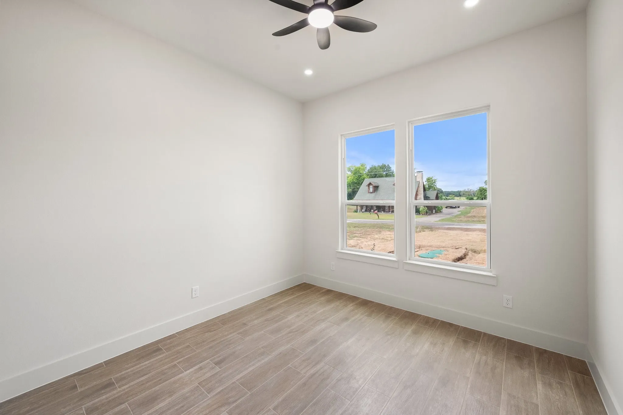 Single Family Residence For Sale in Henderson County , 416 Stirrup Ranch Road, Trinidad, Texas 75163, 4 Bedroom, 3 Bathroom, 2 Garage spaces, 1,832 Sqft, built in 2026, mls#21332313, Real Estate Agent in Trinidad, Homes For Sale in Henderson county, Homes For Sale in Trinidad, Realtor in Trinidad Texas, Real Estate Brokerage Independent Realty Texas, Luminita Cordes Realtor