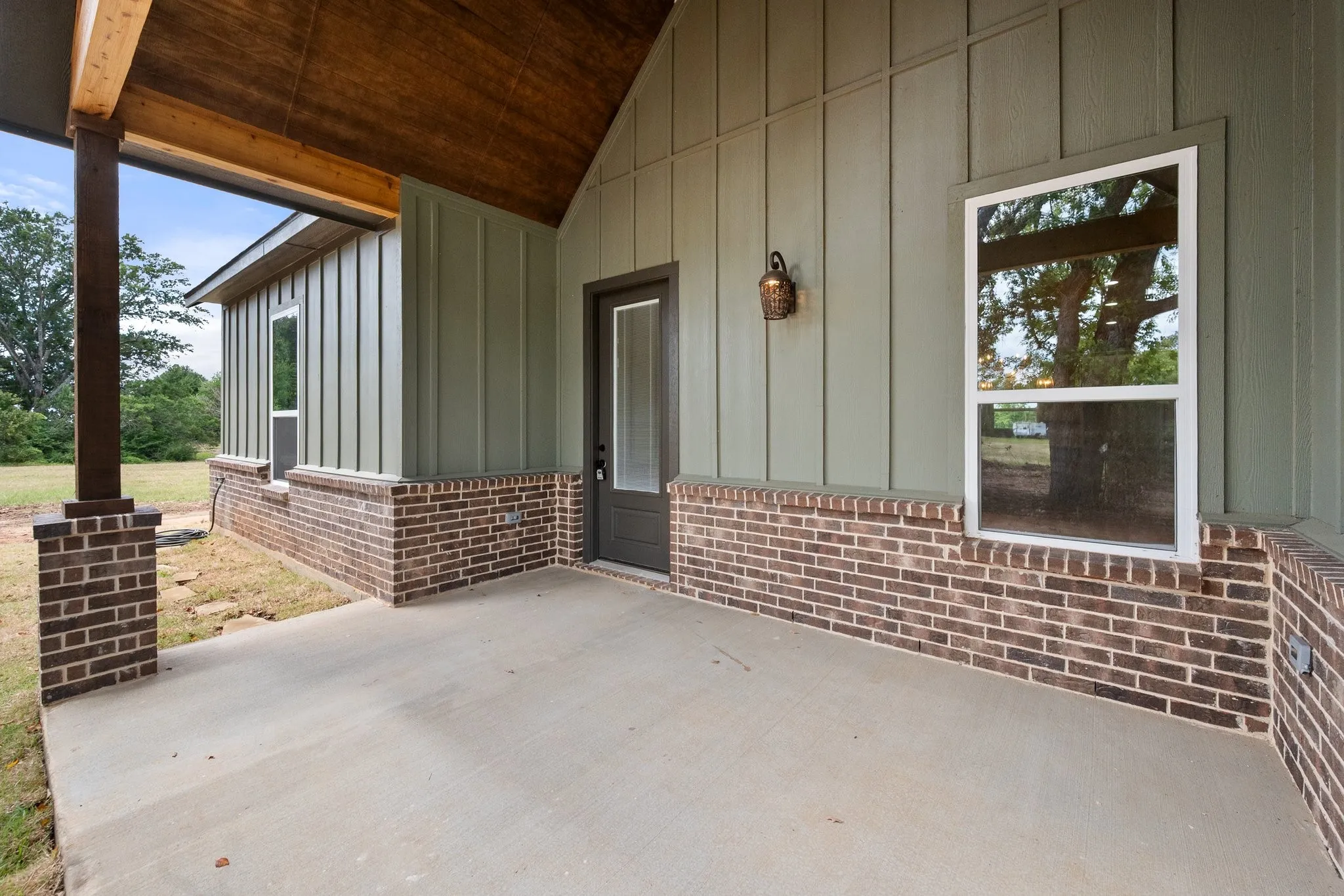 Single Family Residence For Sale in Henderson County , 416 Stirrup Ranch Road, Trinidad, Texas 75163, 4 Bedroom, 3 Bathroom, 2 Garage spaces, 1,832 Sqft, built in 2026, mls#21332313, Real Estate Agent in Trinidad, Homes For Sale in Henderson county, Homes For Sale in Trinidad, Realtor in Trinidad Texas, Real Estate Brokerage Independent Realty Texas, Luminita Cordes Realtor