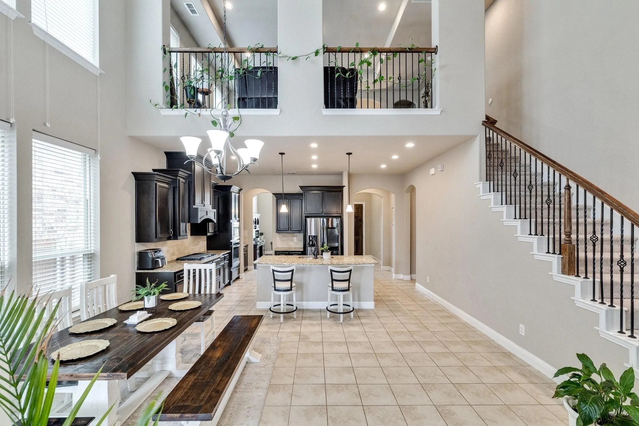 Single Family Residence For Rent in Tarrant County , 7148 Chelsea Drive, North Richland Hills, Texas 76180, 4 Bedroom, 4 Bathroom, 2 Garage spaces, 3,180 Sqft, built in 2016, mls#21331773, Real Estate Agent in North Richland Hills, Homes For Rent in Tarrant county, Homes For Rent in North Richland Hills, Realtor in North Richland Hills Texas, Real Estate Brokerage Independent Realty Texas, Luminita Cordes Realtor