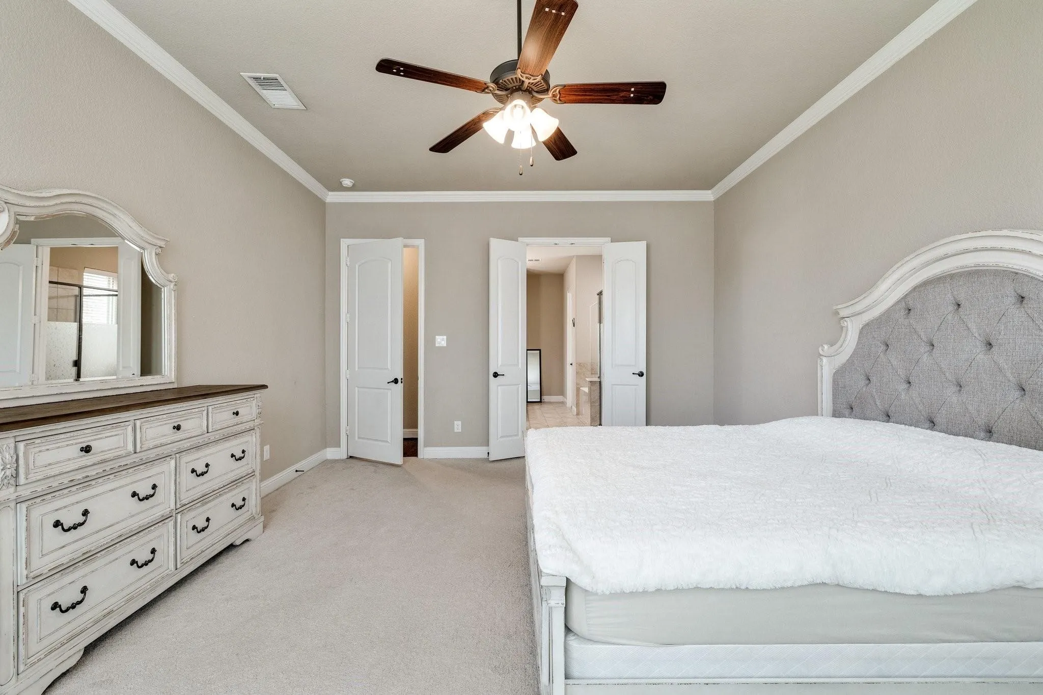 Single Family Residence For Rent in Tarrant County , 7148 Chelsea Drive, North Richland Hills, Texas 76180, 4 Bedroom, 4 Bathroom, 2 Garage spaces, 3,180 Sqft, built in 2016, mls#21331773, Real Estate Agent in North Richland Hills, Homes For Rent in Tarrant county, Homes For Rent in North Richland Hills, Realtor in North Richland Hills Texas, Real Estate Brokerage Independent Realty Texas, Luminita Cordes Realtor