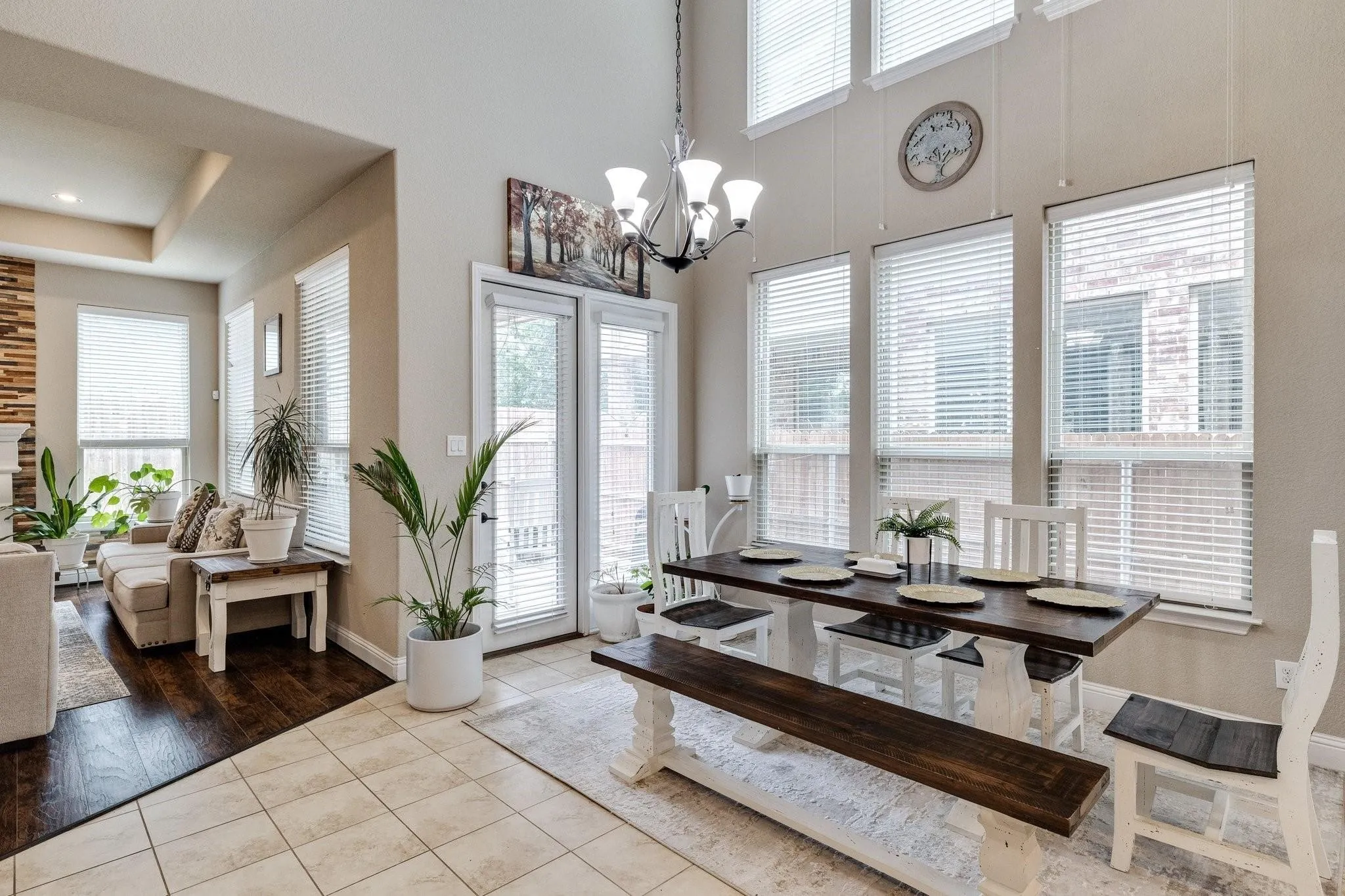 Single Family Residence For Rent in Tarrant County , 7148 Chelsea Drive, North Richland Hills, Texas 76180, 4 Bedroom, 4 Bathroom, 2 Garage spaces, 3,180 Sqft, built in 2016, mls#21331773, Real Estate Agent in North Richland Hills, Homes For Rent in Tarrant county, Homes For Rent in North Richland Hills, Realtor in North Richland Hills Texas, Real Estate Brokerage Independent Realty Texas, Luminita Cordes Realtor