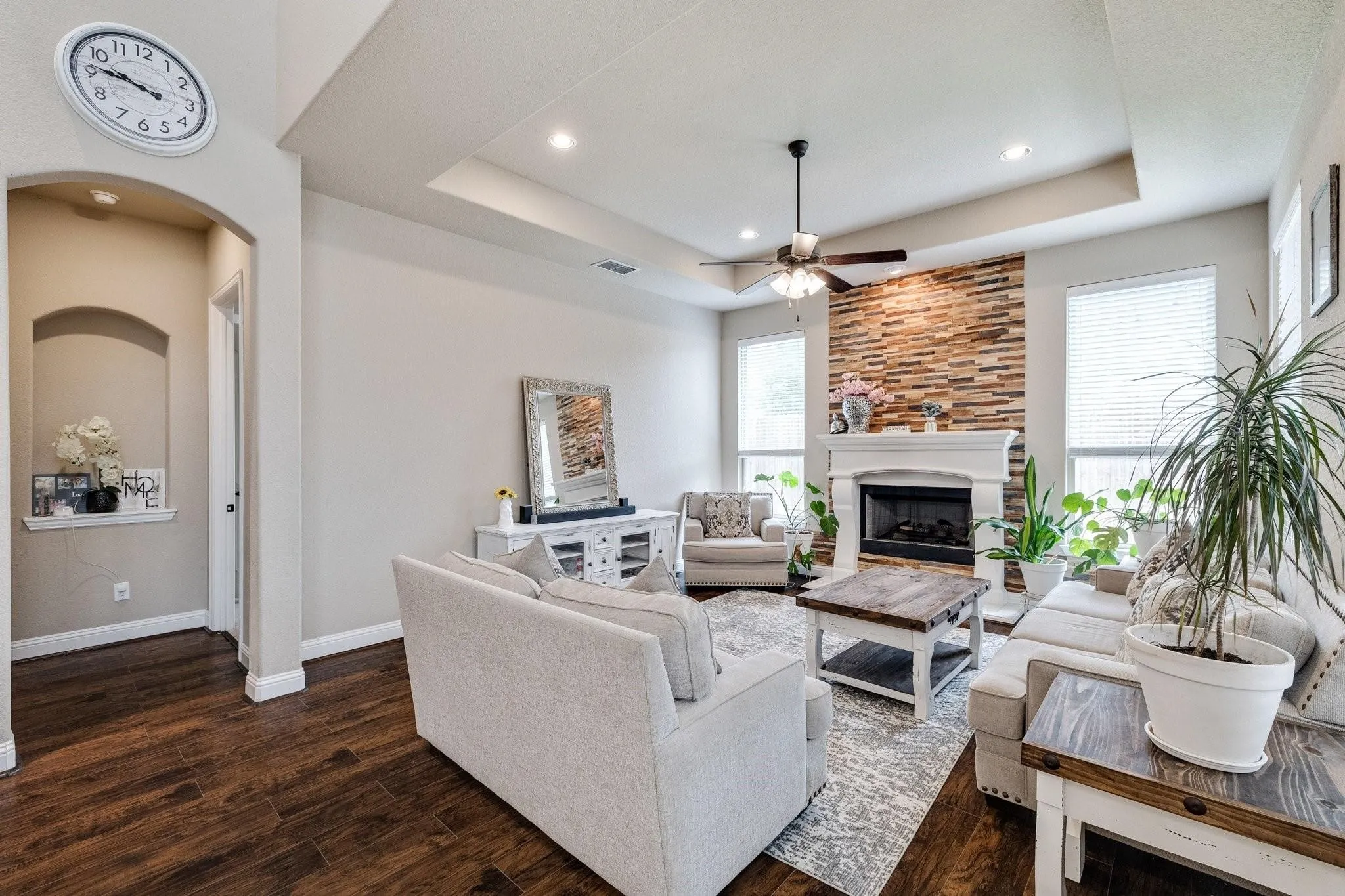 Single Family Residence For Rent in Tarrant County , 7148 Chelsea Drive, North Richland Hills, Texas 76180, 4 Bedroom, 4 Bathroom, 2 Garage spaces, 3,180 Sqft, built in 2016, mls#21331773, Real Estate Agent in North Richland Hills, Homes For Rent in Tarrant county, Homes For Rent in North Richland Hills, Realtor in North Richland Hills Texas, Real Estate Brokerage Independent Realty Texas, Luminita Cordes Realtor