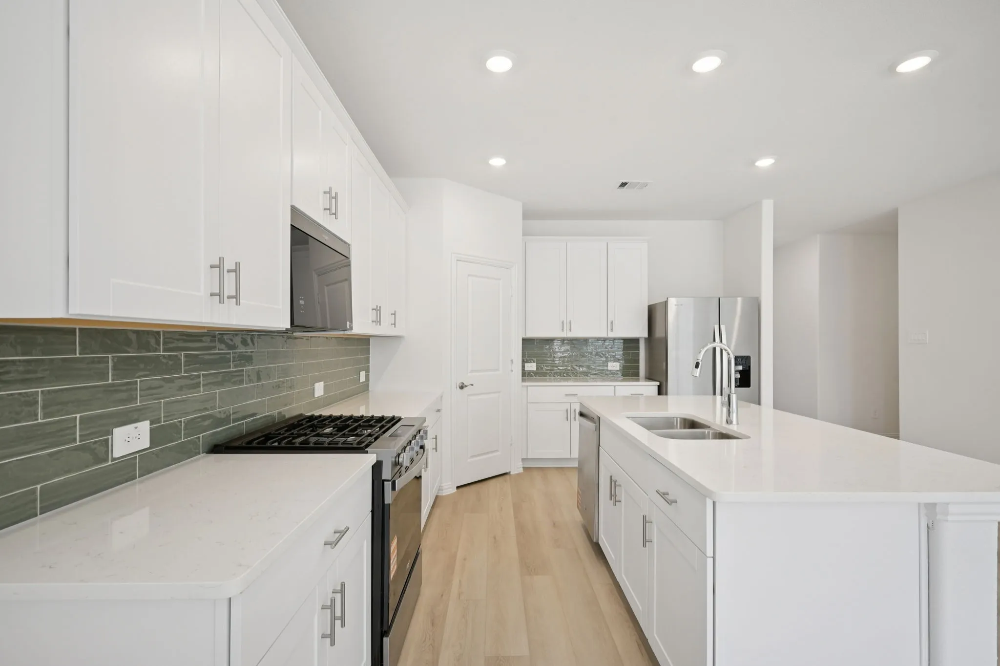 Photo is not of the actual home, but is an inspirational photo of builder’s model home and may depict options, furnishings, and/or decorator features that are not included.