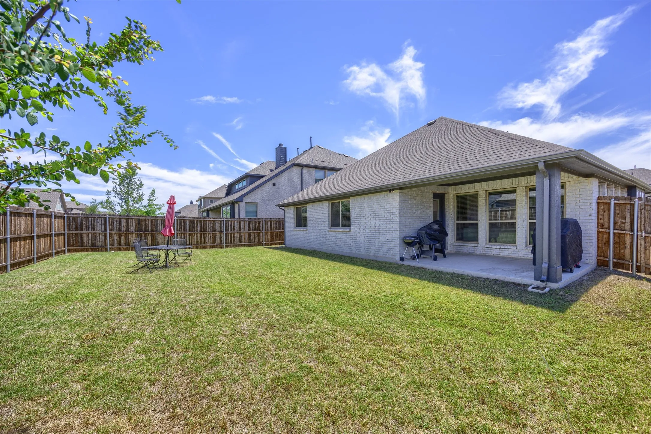 Single Family Residence For Rent in Collin County , 1003 Pecan Glen Drive, Melissa, Texas 75454, 4 Bedroom, 2 Bathroom, 2 Garage spaces, 2,046 Sqft, built in 2023, mls#21333460, Real Estate Agent in Melissa, Homes For Rent in Collin county, Homes For Rent in Melissa, Realtor in Melissa Texas, Real Estate Brokerage Independent Realty Texas, Luminita Cordes Realtor