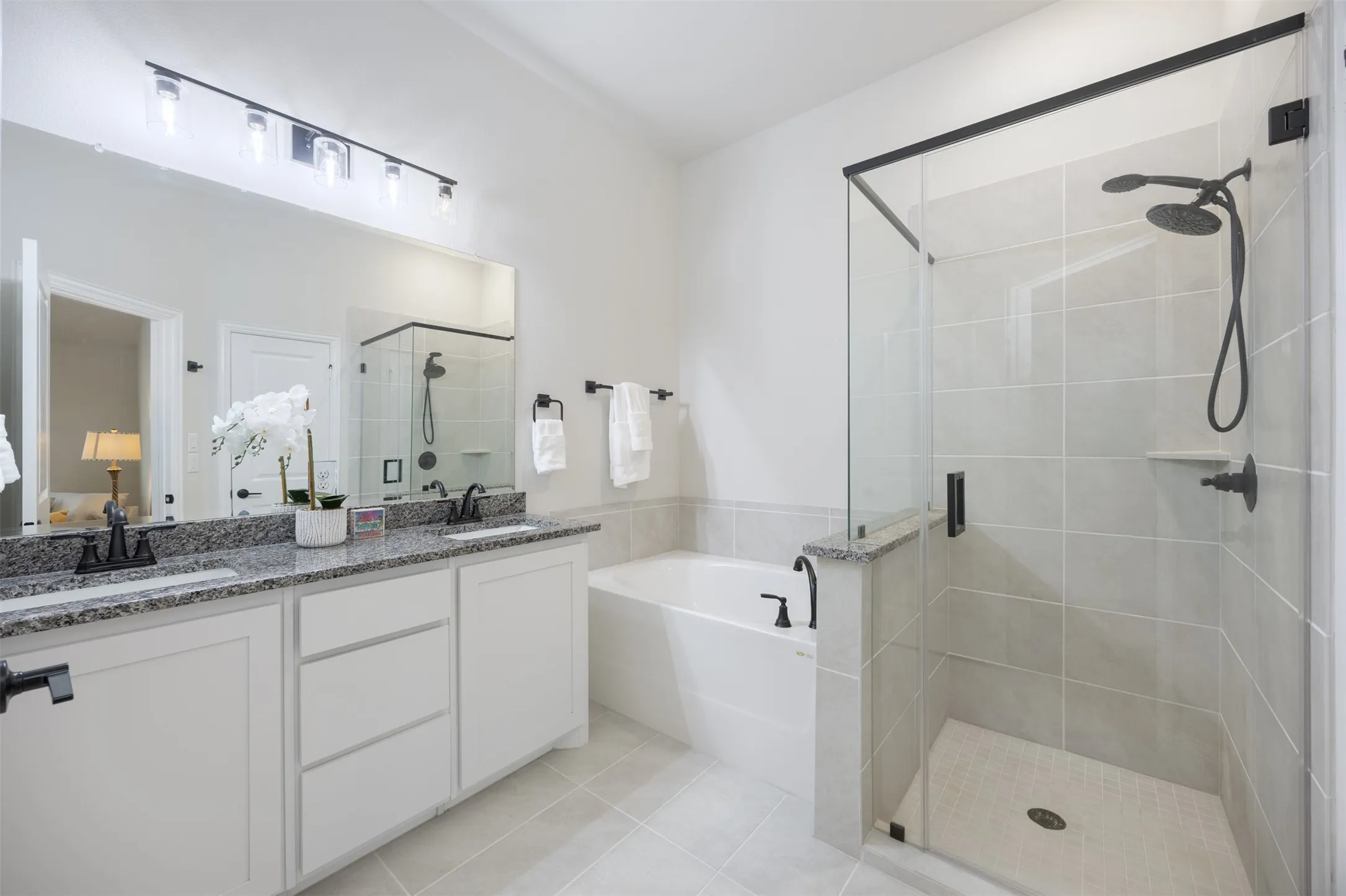Single Family Residence For Rent in Collin County , 1003 Pecan Glen Drive, Melissa, Texas 75454, 4 Bedroom, 2 Bathroom, 2 Garage spaces, 2,046 Sqft, built in 2023, mls#21333460, Real Estate Agent in Melissa, Homes For Rent in Collin county, Homes For Rent in Melissa, Realtor in Melissa Texas, Real Estate Brokerage Independent Realty Texas, Luminita Cordes Realtor