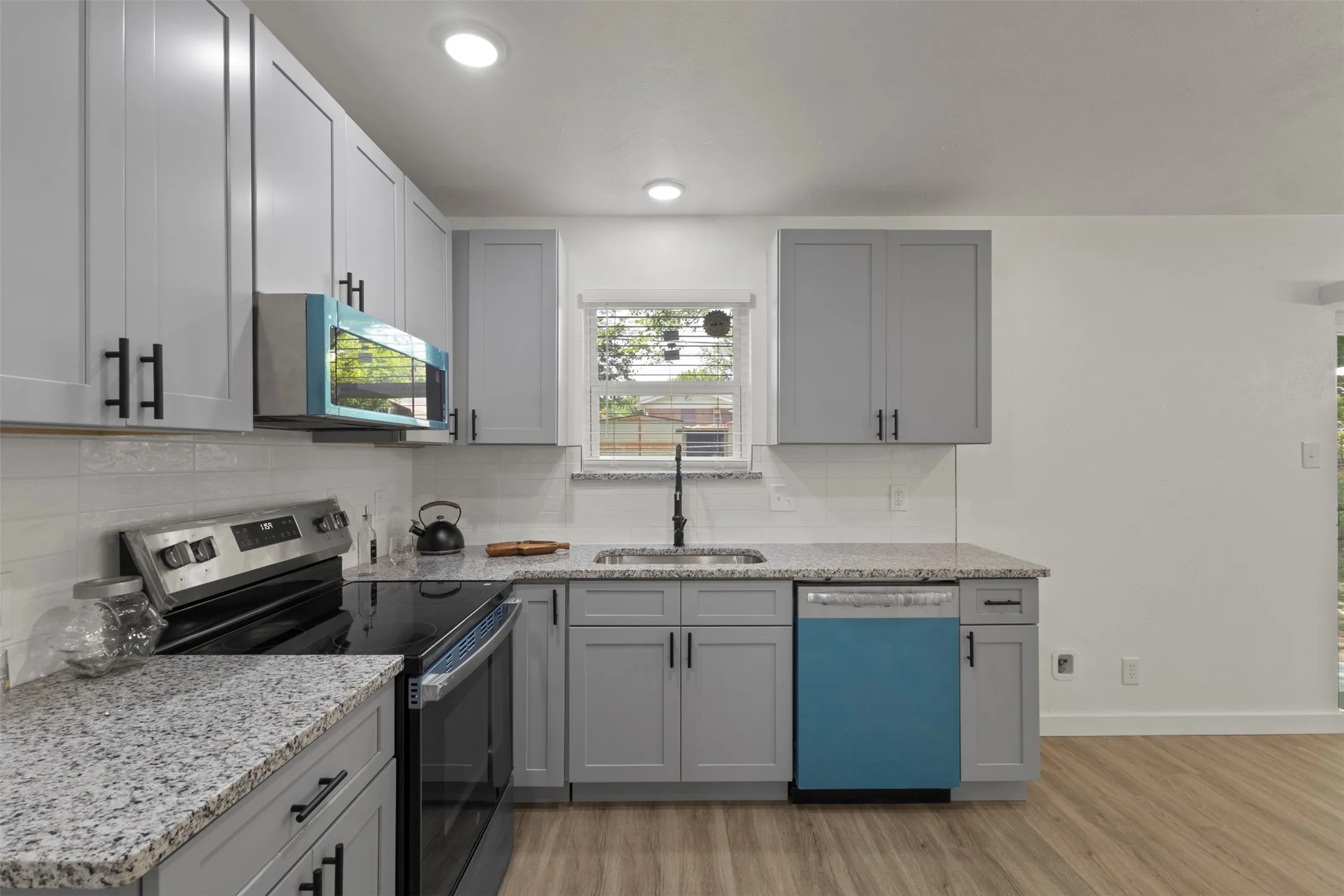 Open kitchen