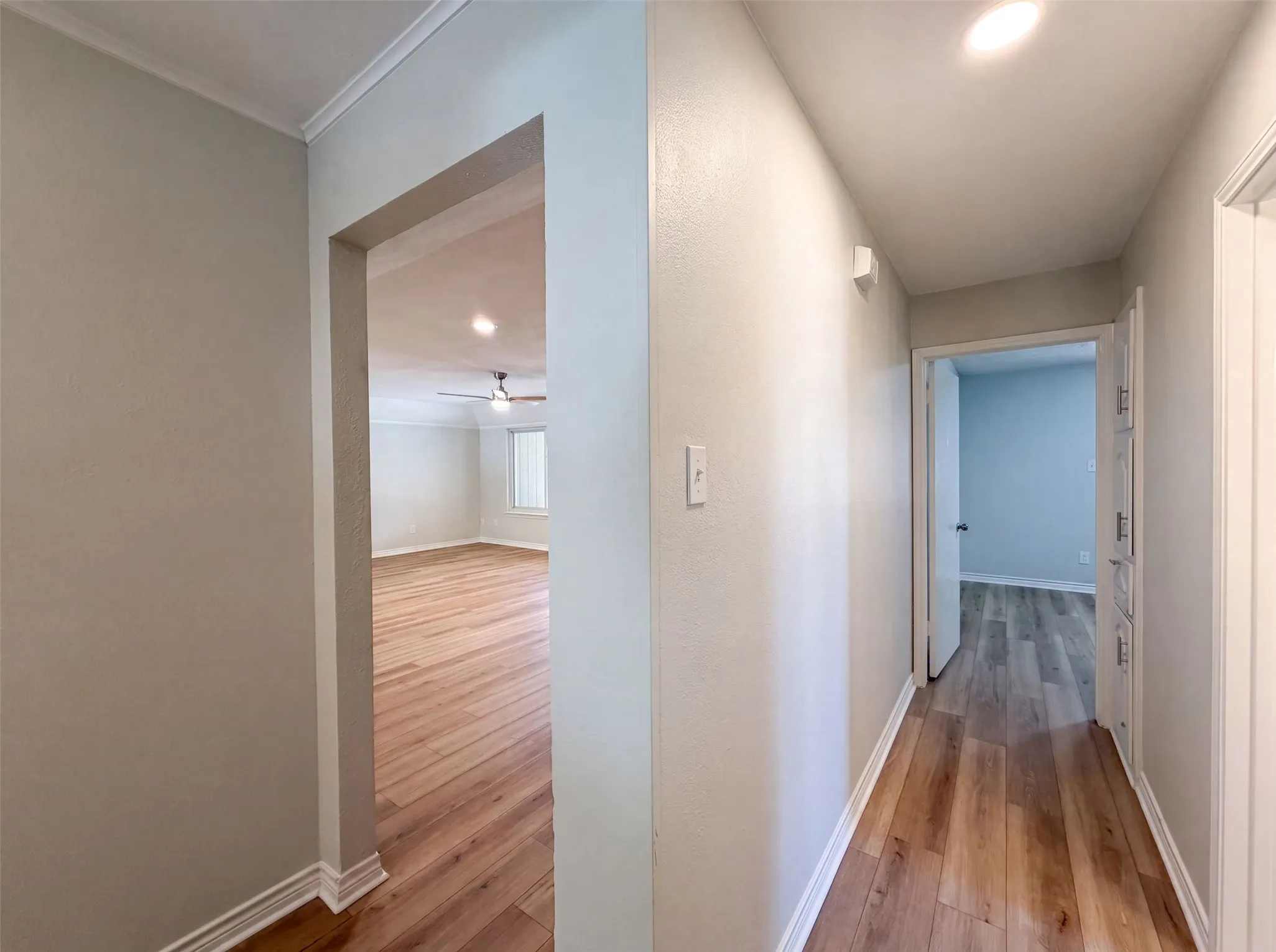 Single Family Residence For Sale in Tarrant County , 940 Western Trail, Keller, Texas 76248, 3 Bedroom, 3 Bathroom, 3 Garage spaces, 2,442 Sqft, built in 1978, mls#21333528, Real Estate Agent in Keller, Homes For Sale in Tarrant county, Homes For Sale in Keller, Realtor in Keller Texas, Real Estate Brokerage Independent Realty Texas, Luminita Cordes Realtor
