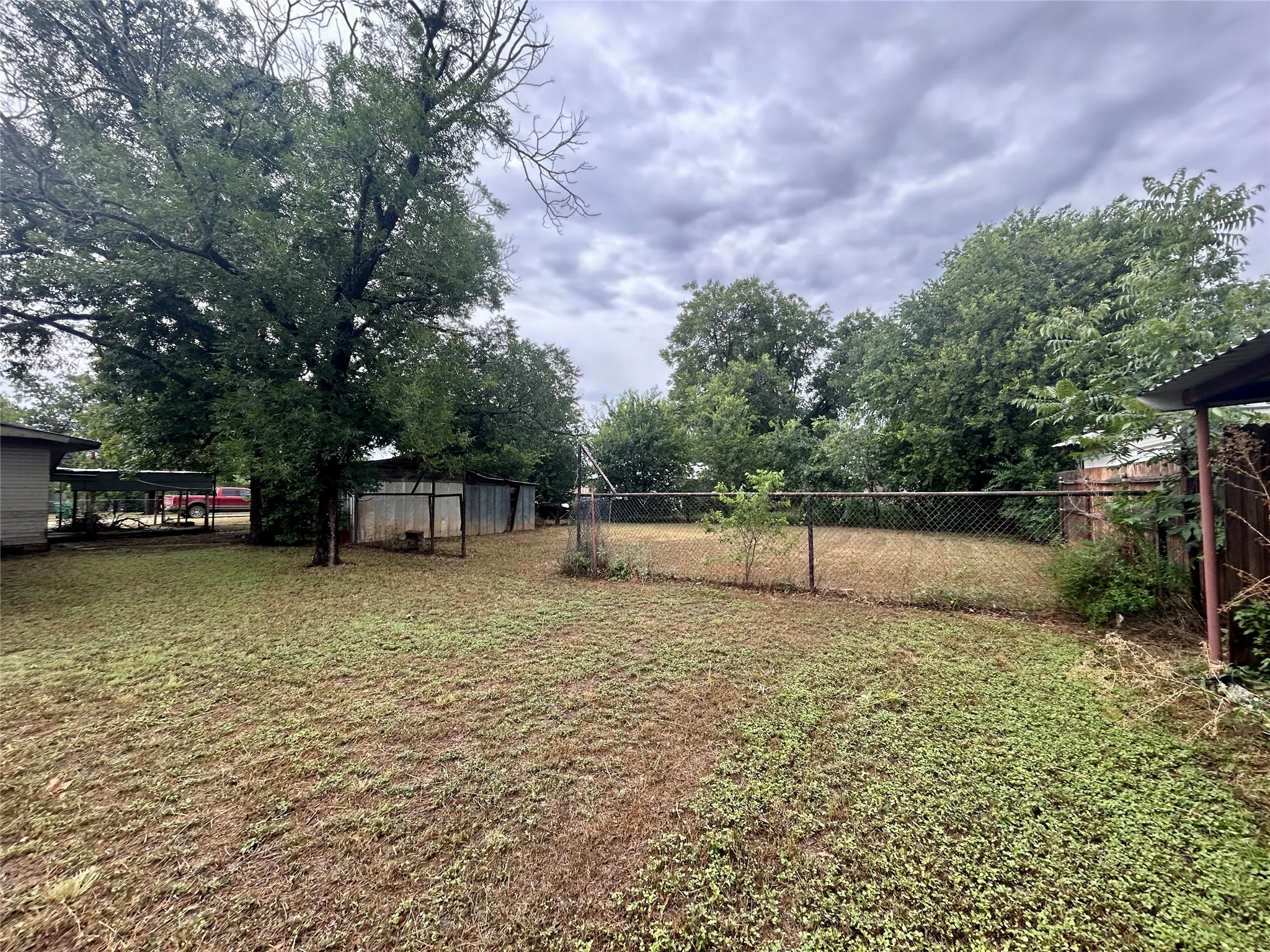 Single Family Residence For Sale in Coleman County , 501 W 12th Street, Coleman, Texas 76834, 3 Bedroom, 2 Bathroom, Garage spaces, 1,722 Sqft, built in 1935, mls#21333529, Real Estate Agent in Coleman, Homes For Sale in Coleman county, Homes For Sale in Coleman, Realtor in Coleman Texas, Real Estate Brokerage Independent Realty Texas, Luminita Cordes Realtor