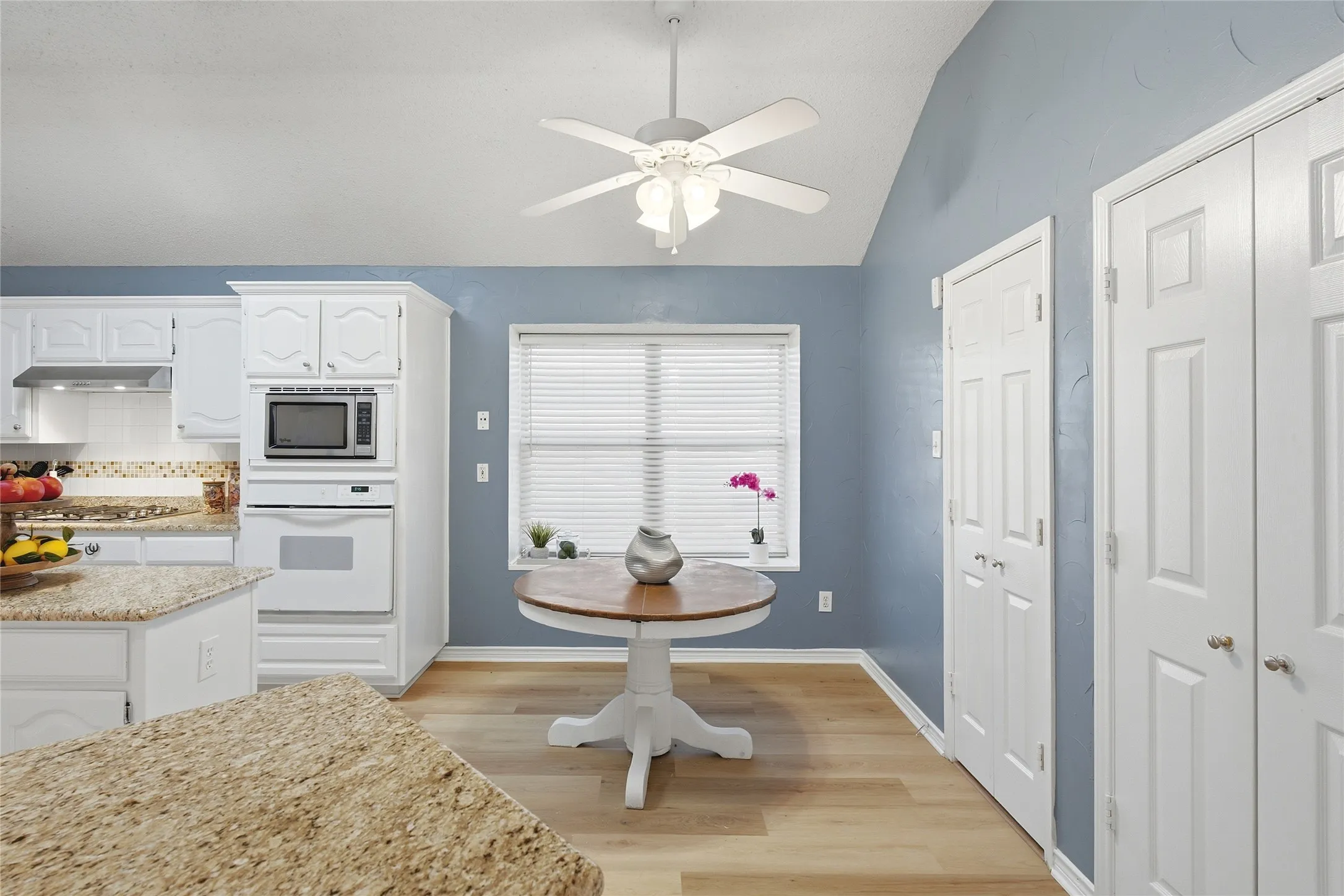 Single Family Residence For Sale in Collin County , 4912 Basil Drive, Mc Kinney, Texas 75070, 4 Bedroom, 2 Bathroom, 2 Garage spaces, 2,231 Sqft, built in 1998, mls#21333409, Real Estate Agent in Mc Kinney, Homes For Sale in Collin county, Homes For Sale in Mc Kinney, Realtor in Mc Kinney Texas, Real Estate Brokerage Independent Realty Texas, Luminita Cordes Realtor