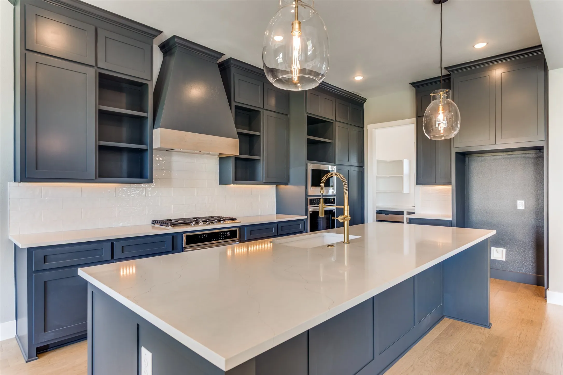 Single Family Residence For Sale in Parker County , 560 Aermotor Loop, Weatherford, Texas 76085, 4 Bedroom, 4 Bathroom, 3 Garage spaces, 3,314 Sqft, built in 2025, Price $799,800, mls#21332069, Real Estate Agent in Weatherford, Homes For Sale in Parker county, Homes For Sale in Weatherford, Realtor in Weatherford Texas, Real Estate Brokerage Independent Realty Texas, Luminita Cordes Realtor