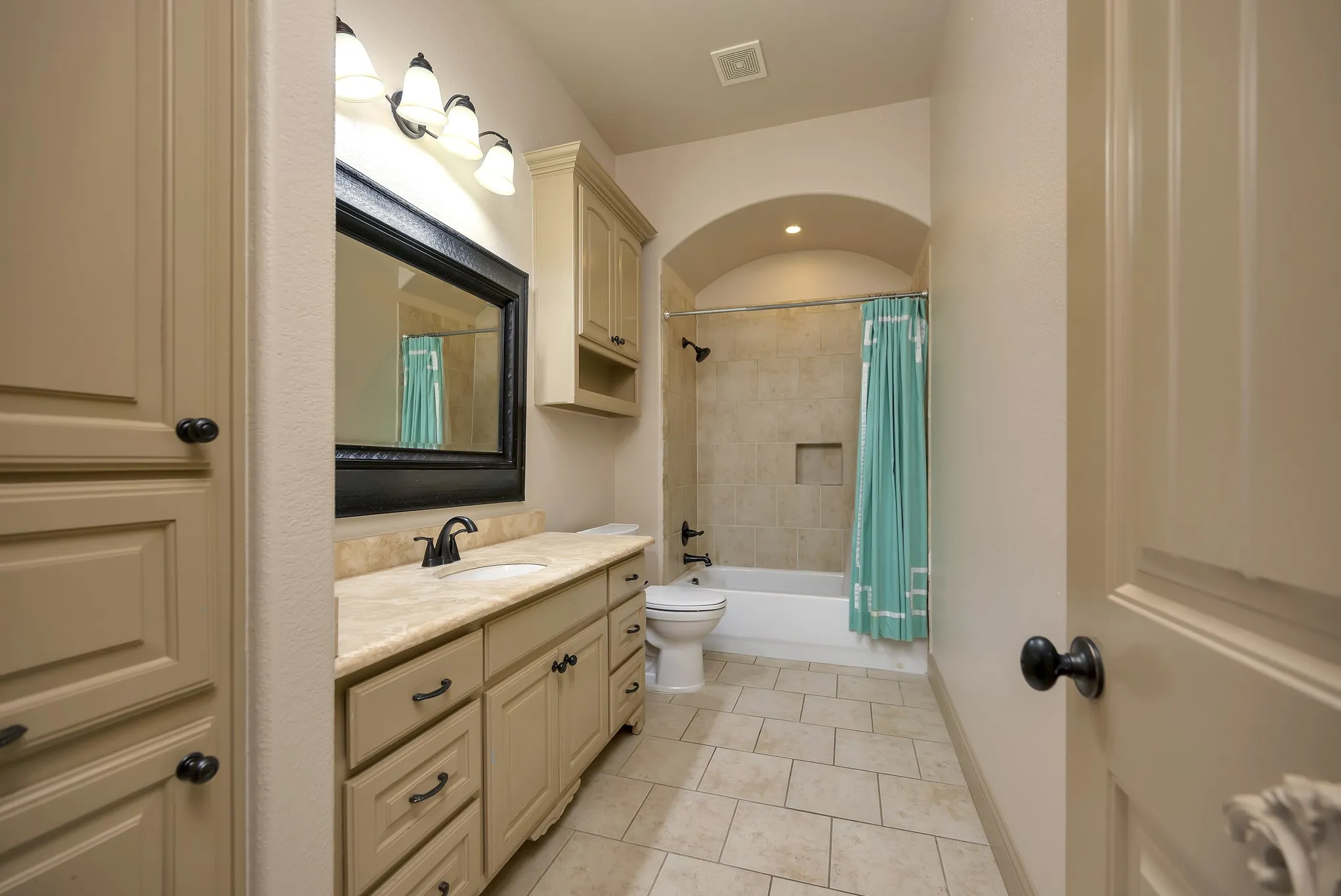 Full Bath 3 is En-Suite to Bedroom 3