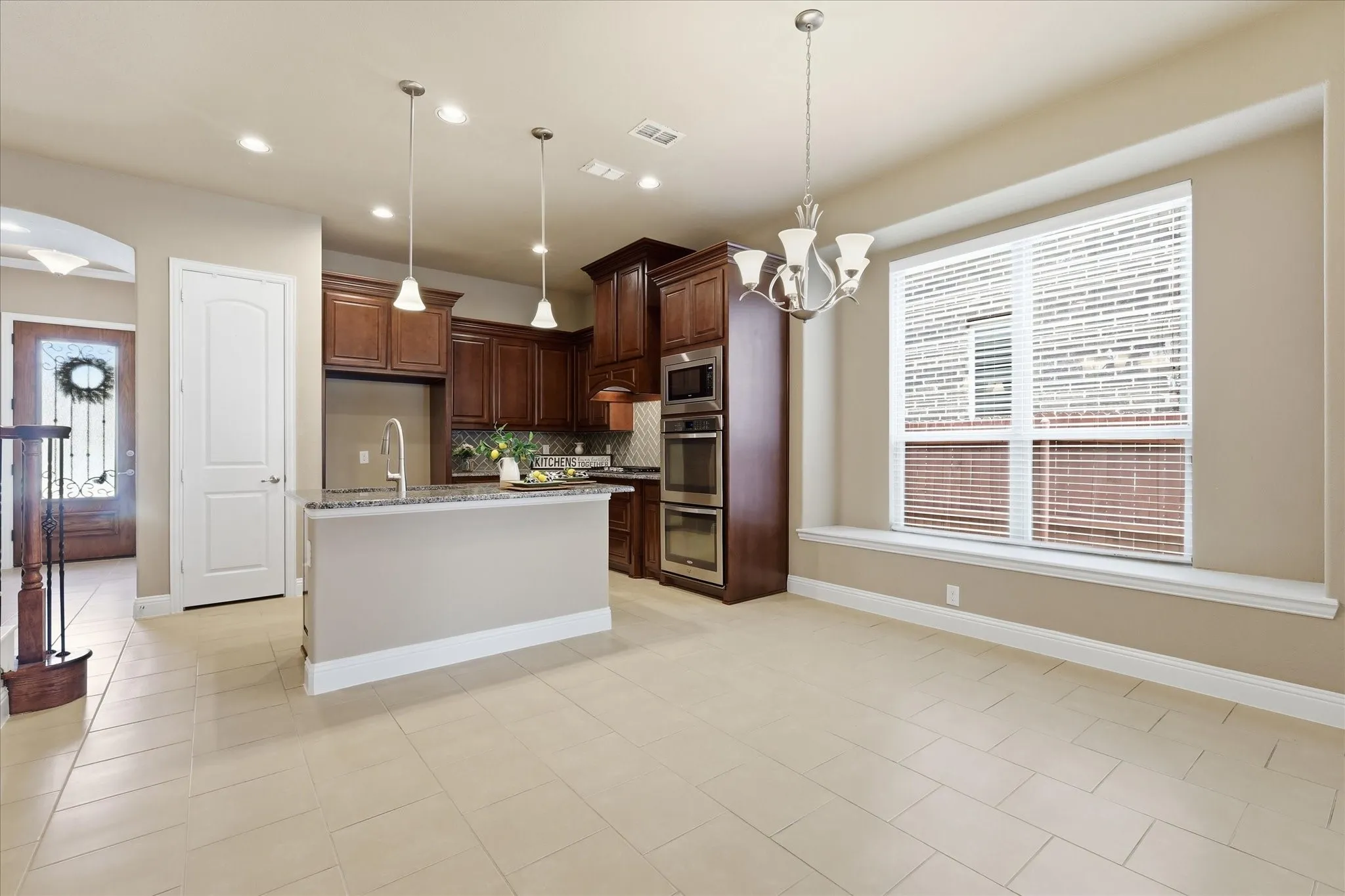 Single Family Residence For Sale in Tarrant County , 4332 Old Grove Way, Fort Worth, Texas 76244, 4 Bedroom, 3 Bathroom, 2 Garage spaces, 2,658 Sqft, built in 2015, mls#21332729, Real Estate Agent in Fort Worth, Homes For Sale in Tarrant county, Homes For Sale in Fort Worth, Realtor in Fort Worth Texas, Real Estate Brokerage Independent Realty Texas, Luminita Cordes Realtor