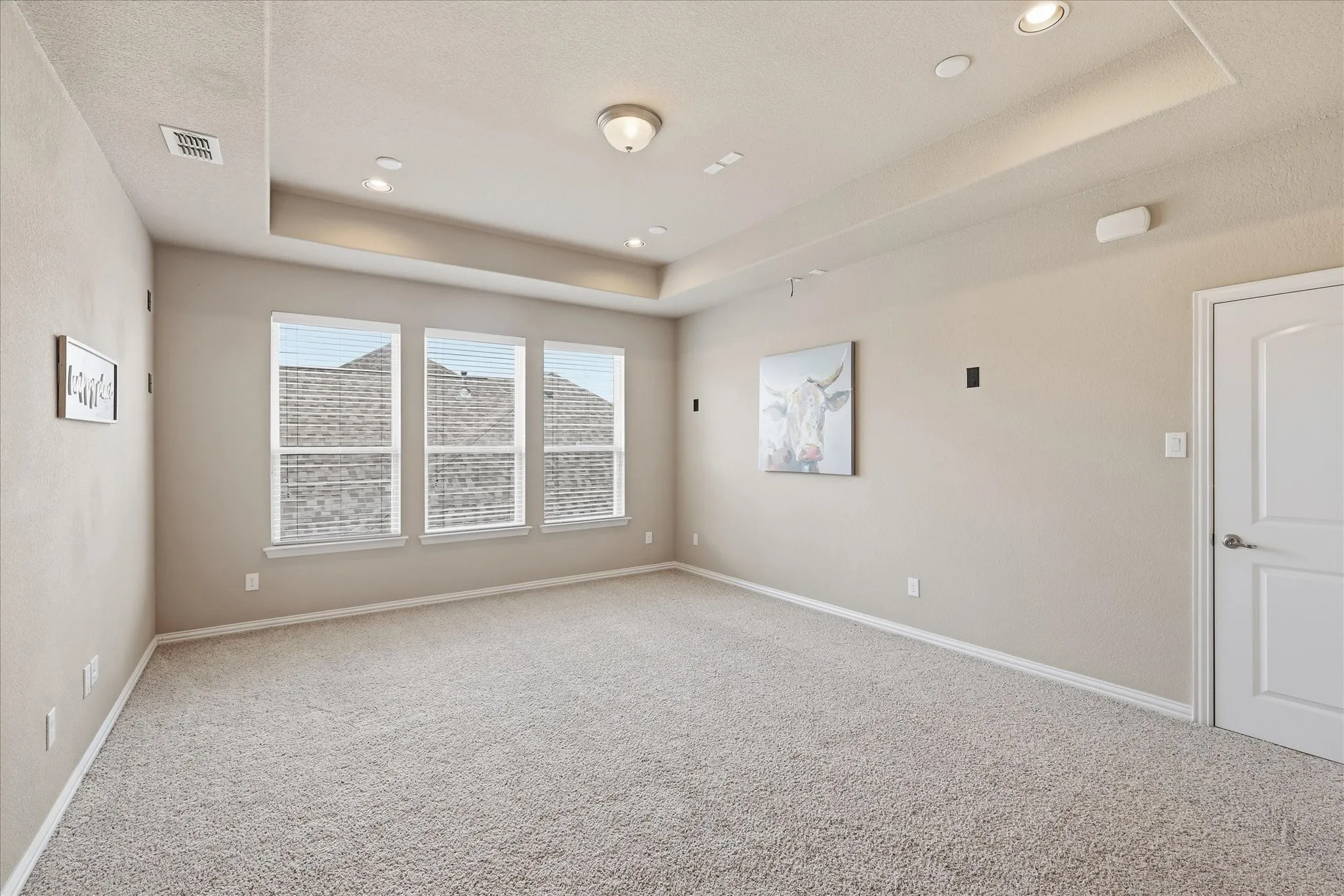 Single Family Residence For Sale in Tarrant County , 4332 Old Grove Way, Fort Worth, Texas 76244, 4 Bedroom, 3 Bathroom, 2 Garage spaces, 2,658 Sqft, built in 2015, mls#21332729, Real Estate Agent in Fort Worth, Homes For Sale in Tarrant county, Homes For Sale in Fort Worth, Realtor in Fort Worth Texas, Real Estate Brokerage Independent Realty Texas, Luminita Cordes Realtor