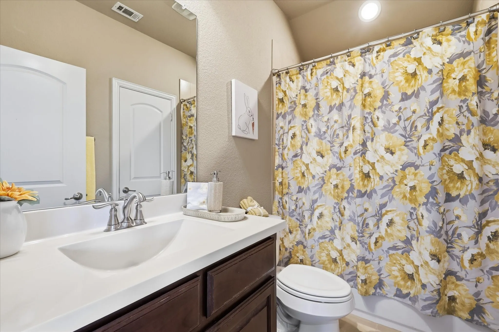Single Family Residence For Sale in Tarrant County , 4332 Old Grove Way, Fort Worth, Texas 76244, 4 Bedroom, 3 Bathroom, 2 Garage spaces, 2,658 Sqft, built in 2015, mls#21332729, Real Estate Agent in Fort Worth, Homes For Sale in Tarrant county, Homes For Sale in Fort Worth, Realtor in Fort Worth Texas, Real Estate Brokerage Independent Realty Texas, Luminita Cordes Realtor