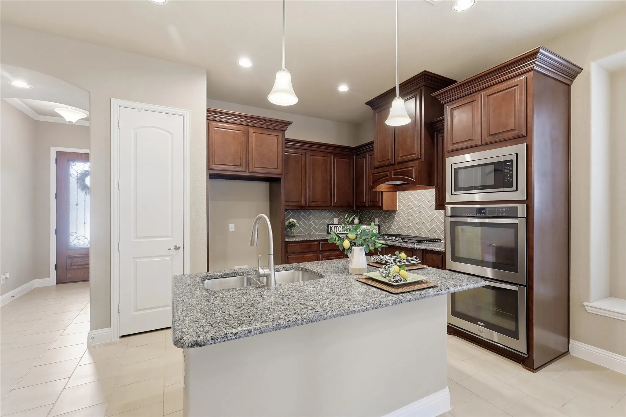Single Family Residence For Sale in Tarrant County , 4332 Old Grove Way, Fort Worth, Texas 76244, 4 Bedroom, 3 Bathroom, 2 Garage spaces, 2,658 Sqft, built in 2015, mls#21332729, Real Estate Agent in Fort Worth, Homes For Sale in Tarrant county, Homes For Sale in Fort Worth, Realtor in Fort Worth Texas, Real Estate Brokerage Independent Realty Texas, Luminita Cordes Realtor