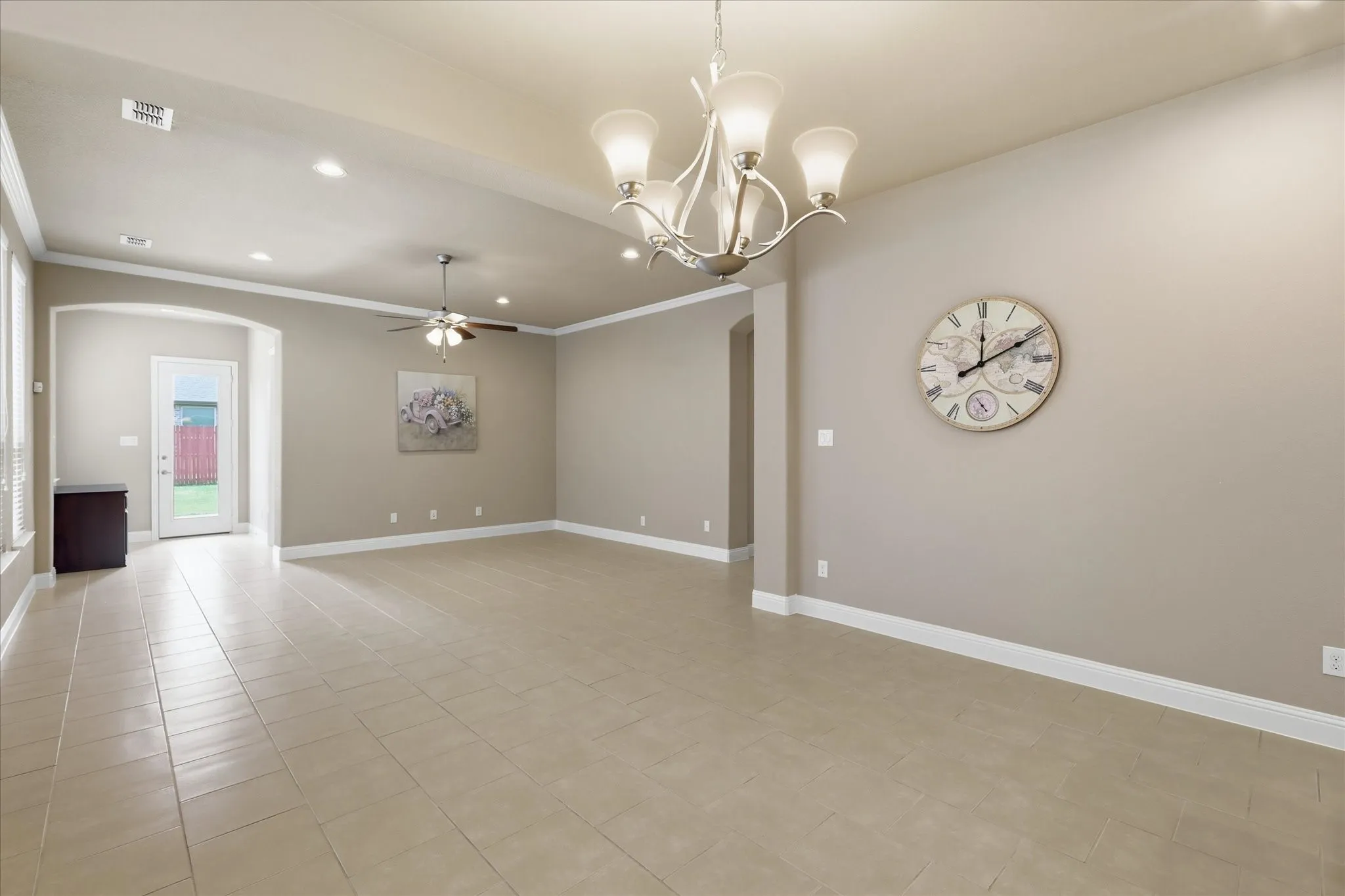 Single Family Residence For Sale in Tarrant County , 4332 Old Grove Way, Fort Worth, Texas 76244, 4 Bedroom, 3 Bathroom, 2 Garage spaces, 2,658 Sqft, built in 2015, mls#21332729, Real Estate Agent in Fort Worth, Homes For Sale in Tarrant county, Homes For Sale in Fort Worth, Realtor in Fort Worth Texas, Real Estate Brokerage Independent Realty Texas, Luminita Cordes Realtor