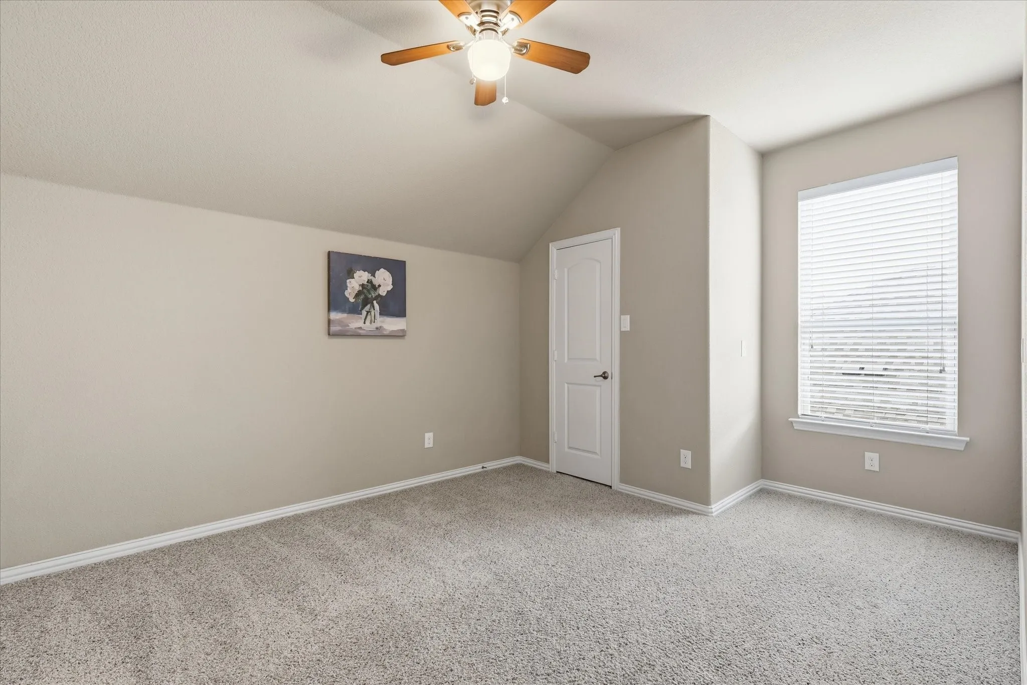 Single Family Residence For Sale in Tarrant County , 4332 Old Grove Way, Fort Worth, Texas 76244, 4 Bedroom, 3 Bathroom, 2 Garage spaces, 2,658 Sqft, built in 2015, mls#21332729, Real Estate Agent in Fort Worth, Homes For Sale in Tarrant county, Homes For Sale in Fort Worth, Realtor in Fort Worth Texas, Real Estate Brokerage Independent Realty Texas, Luminita Cordes Realtor