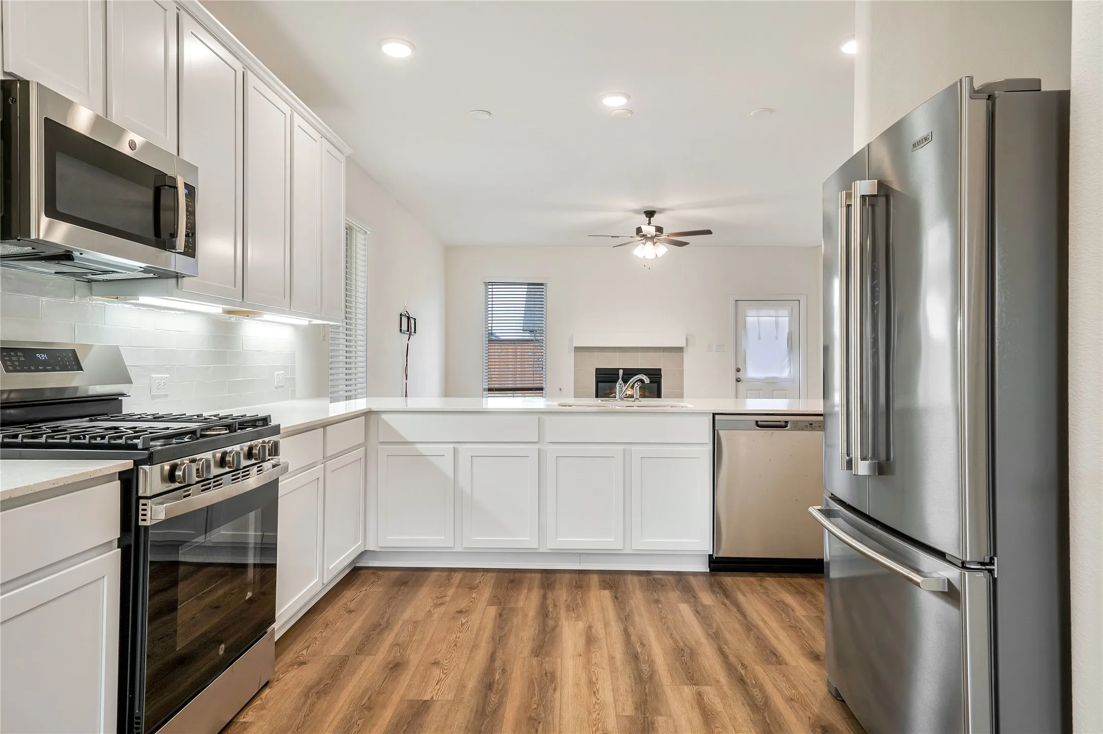 Single Family Residence For Rent in Collin County , 1805 Piedmont Place, Celina, Texas 75009, 3 Bedrooms, 2 Bathrooms, 2 Garage spaces, 1,724 Sqft, built in 2024, Price $2,500, mls#21332212, Real Estate Agent in Celina, Homes For Rent in Collin county, Homes For Rent in Celina, Realtor in Celina Texas, Real Estate Brokerage Independent Realty Texas, Luminita Cordes Realtor