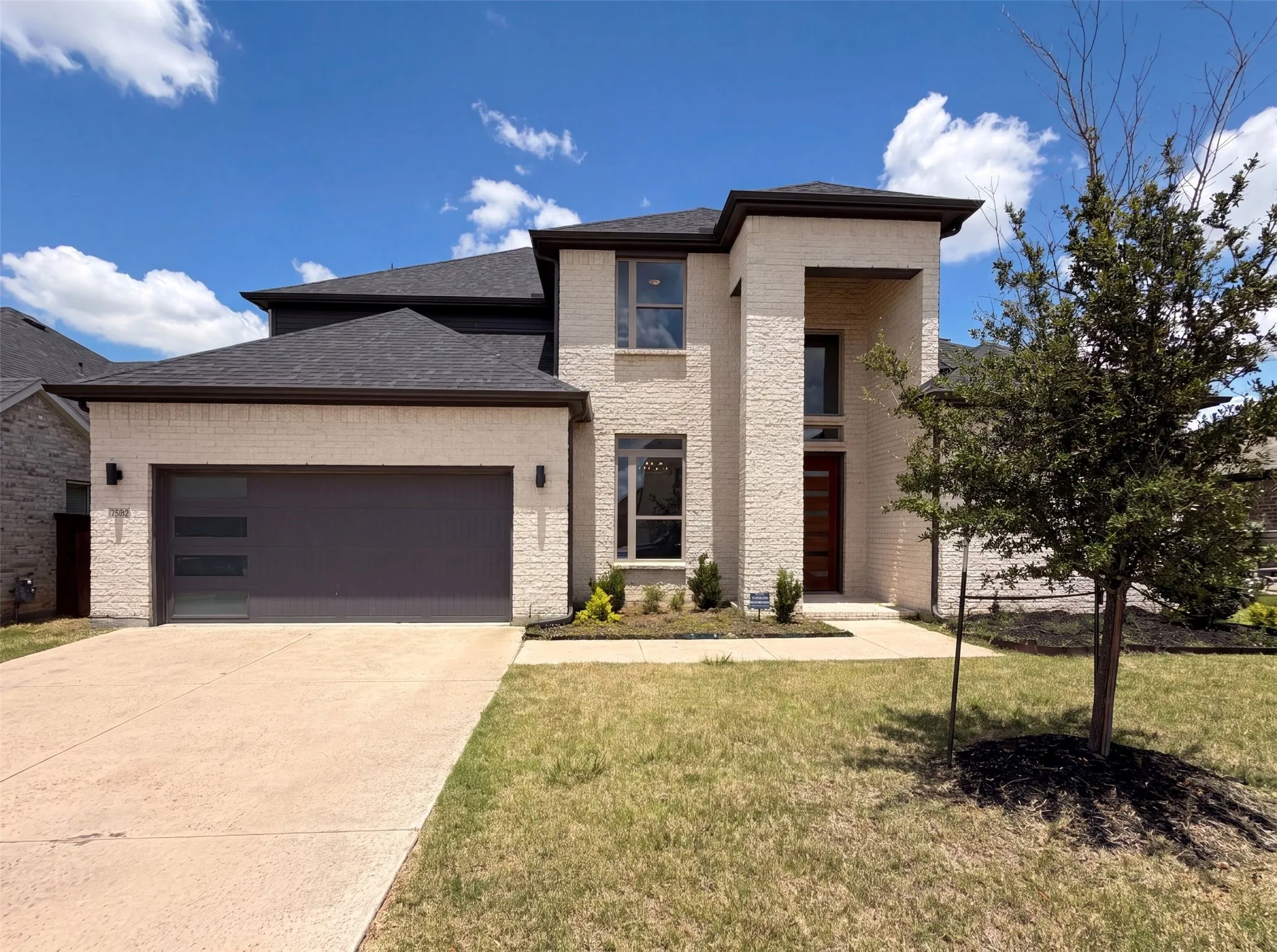 Single Family Residence For Sale in Collin County , 7592 Sanctuary Drive, Frisco, Texas 75033, 4 Bedroom, 4 Bathroom, 2 Garage spaces, 3,552 Sqft, built in 2021, mls#21333603, Real Estate Agent in Frisco, Homes For Sale in Collin county, Homes For Sale in Frisco, Realtor in Frisco Texas, Real Estate Brokerage Independent Realty Texas, Luminita Cordes Realtor