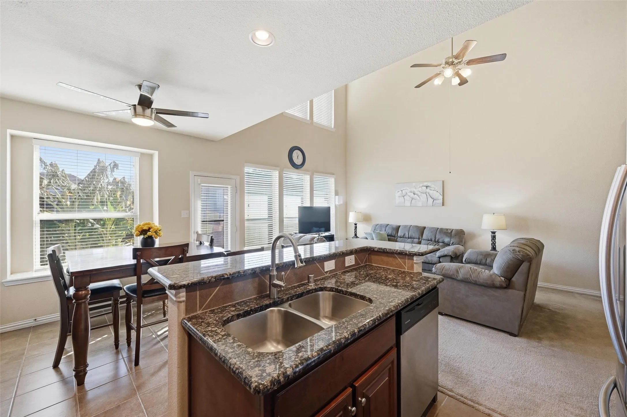 Townhouse For Sale in Dallas County , 4222 Nia Drive, Irving, Texas 75038, 3 Bedroom, 3 Bathroom, 2 Garage spaces, 2,004 Sqft, built in 2014, mls#21331992, Real Estate Agent in Irving, Homes For Sale in Dallas county, Homes For Sale in Irving, Realtor in Irving Texas, Real Estate Brokerage Independent Realty Texas, Luminita Cordes Realtor