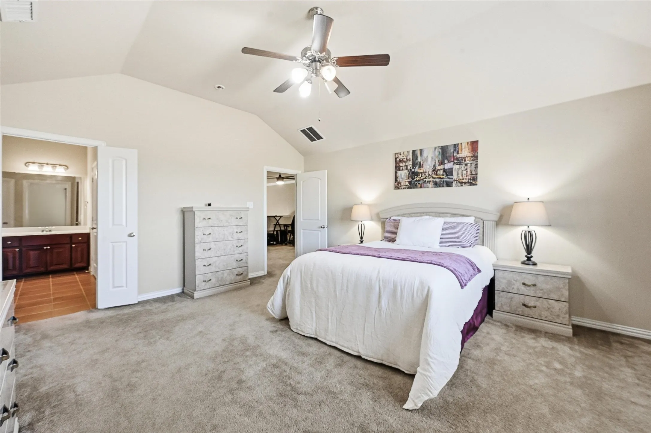 Townhouse For Sale in Dallas County , 4222 Nia Drive, Irving, Texas 75038, 3 Bedroom, 3 Bathroom, 2 Garage spaces, 2,004 Sqft, built in 2014, mls#21331992, Real Estate Agent in Irving, Homes For Sale in Dallas county, Homes For Sale in Irving, Realtor in Irving Texas, Real Estate Brokerage Independent Realty Texas, Luminita Cordes Realtor