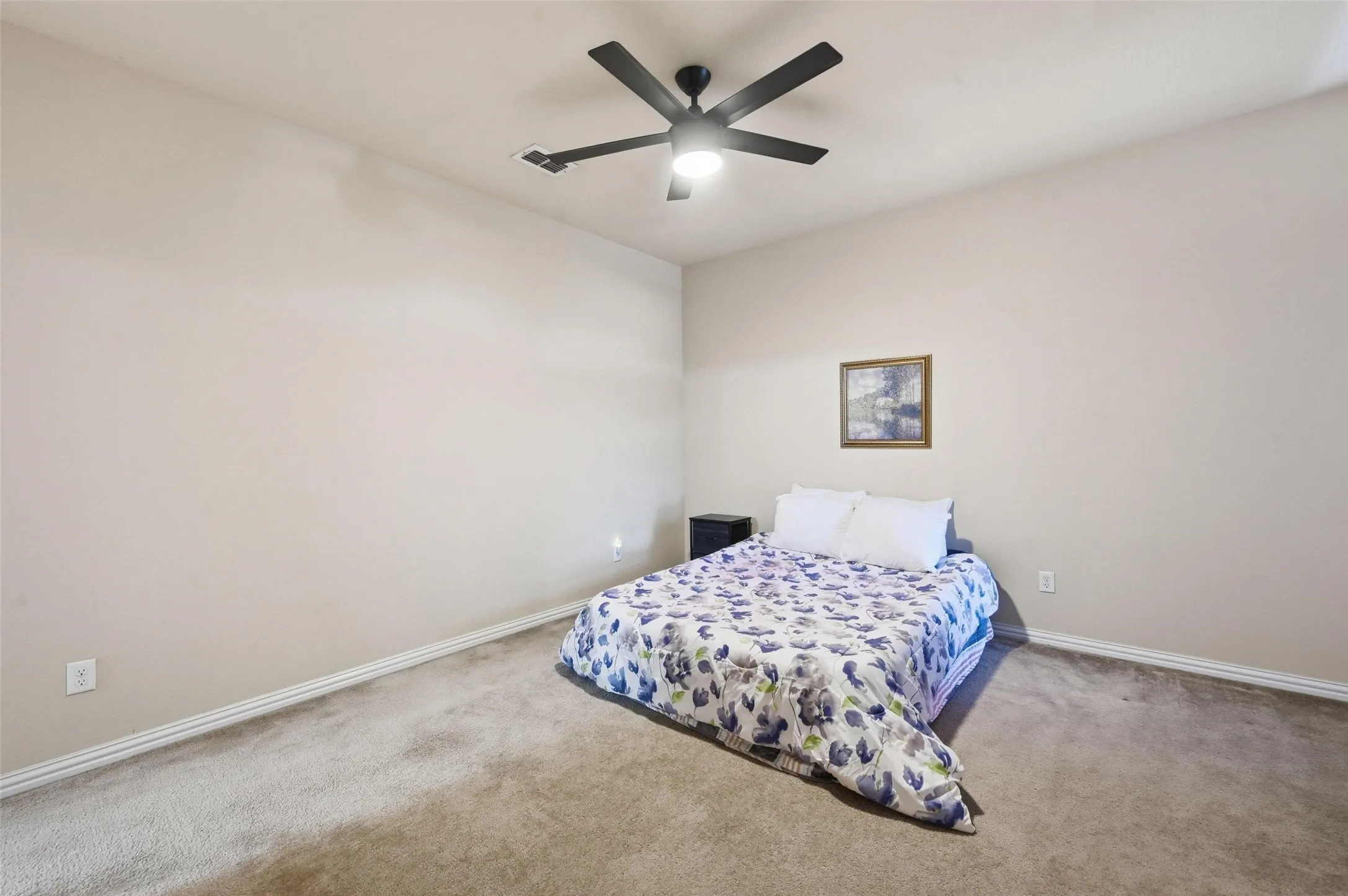 Townhouse For Sale in Dallas County , 4222 Nia Drive, Irving, Texas 75038, 3 Bedroom, 3 Bathroom, 2 Garage spaces, 2,004 Sqft, built in 2014, mls#21331992, Real Estate Agent in Irving, Homes For Sale in Dallas county, Homes For Sale in Irving, Realtor in Irving Texas, Real Estate Brokerage Independent Realty Texas, Luminita Cordes Realtor