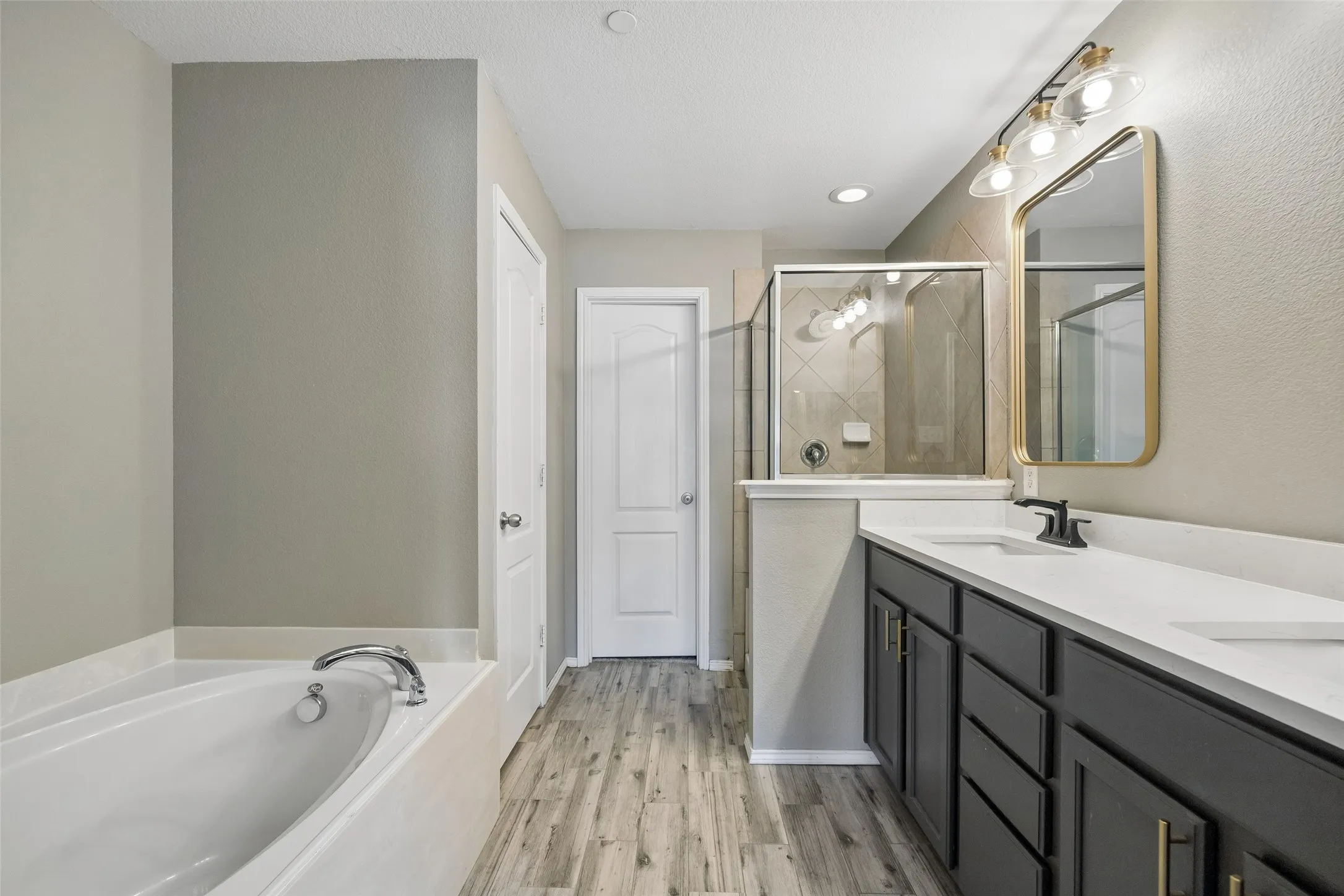 Townhouse For Sale in Dallas County , 2126 Mcparland Court, Carrollton, Texas 75006, 3 Bedroom, 4 Bathroom, 2 Garage spaces, 1,996 Sqft, built in 2008, mls#21333643, Real Estate Agent in Carrollton, Homes For Sale in Dallas county, Homes For Sale in Carrollton, Realtor in Carrollton Texas, Real Estate Brokerage Independent Realty Texas, Luminita Cordes Realtor
