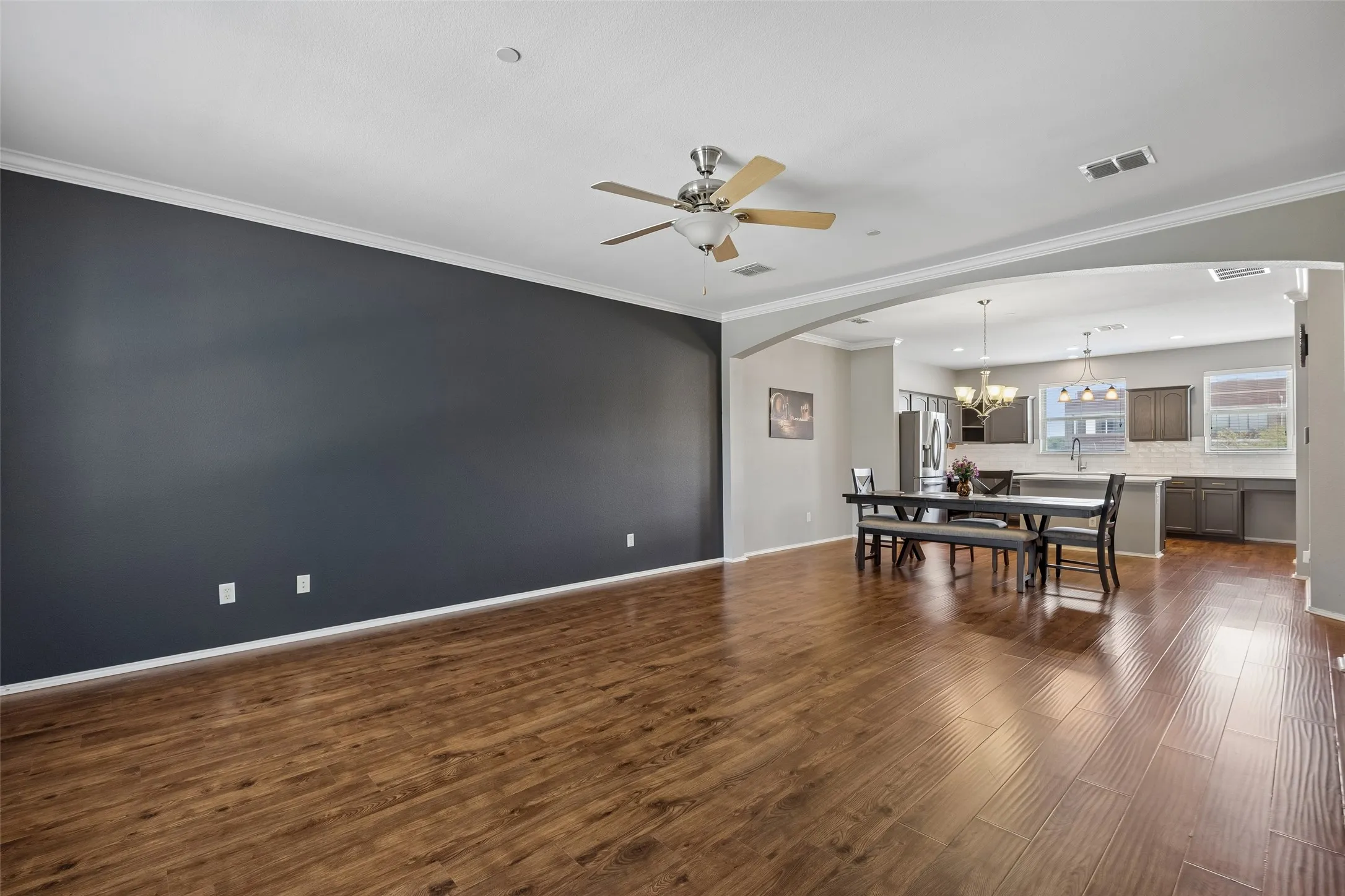 Townhouse For Sale in Dallas County , 2126 Mcparland Court, Carrollton, Texas 75006, 3 Bedroom, 4 Bathroom, 2 Garage spaces, 1,996 Sqft, built in 2008, mls#21333643, Real Estate Agent in Carrollton, Homes For Sale in Dallas county, Homes For Sale in Carrollton, Realtor in Carrollton Texas, Real Estate Brokerage Independent Realty Texas, Luminita Cordes Realtor