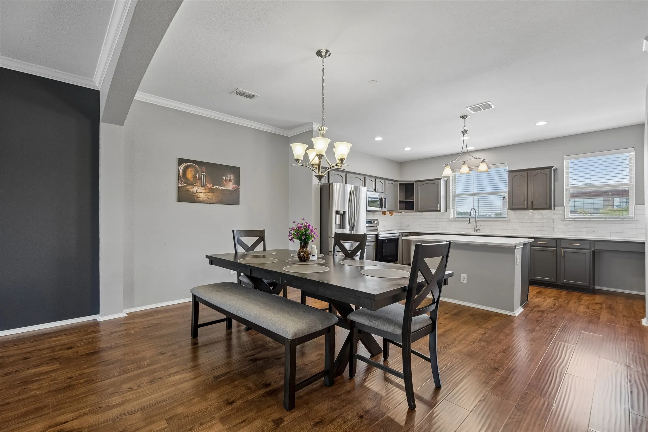 Townhouse For Sale in Dallas County , 2126 Mcparland Court, Carrollton, Texas 75006, 3 Bedroom, 4 Bathroom, 2 Garage spaces, 1,996 Sqft, built in 2008, mls#21333643, Real Estate Agent in Carrollton, Homes For Sale in Dallas county, Homes For Sale in Carrollton, Realtor in Carrollton Texas, Real Estate Brokerage Independent Realty Texas, Luminita Cordes Realtor