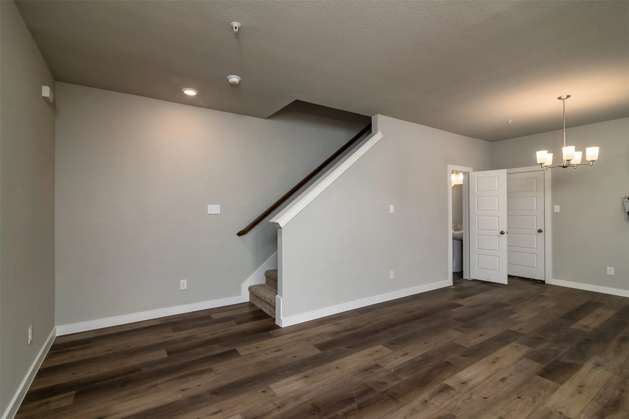 Apartment For Rent in Ellis County , 729 Harvest Moon Drive, Venus, Texas 76084, 2 Bedroom, 2 Bathroom, 1 Garage spaces, 1,134 Sqft, built in 2022, mls#21333648, Real Estate Agent in Venus, Homes For Rent in Ellis county, Homes For Rent in Venus, Realtor in Venus Texas, Real Estate Brokerage Independent Realty Texas, Luminita Cordes Realtor