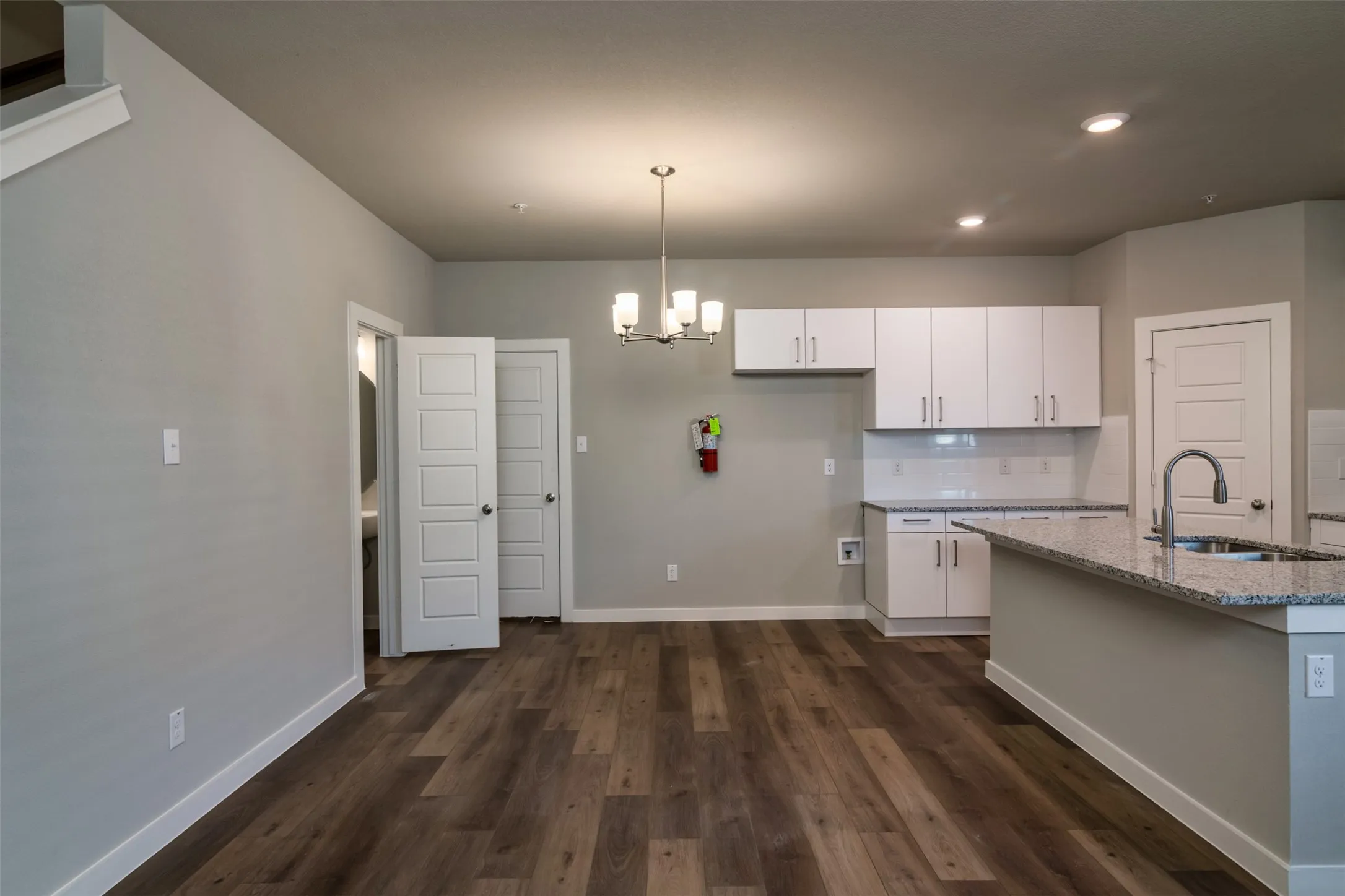 Apartment For Rent in Ellis County , 729 Harvest Moon Drive, Venus, Texas 76084, 2 Bedroom, 2 Bathroom, 1 Garage spaces, 1,134 Sqft, built in 2022, mls#21333648, Real Estate Agent in Venus, Homes For Rent in Ellis county, Homes For Rent in Venus, Realtor in Venus Texas, Real Estate Brokerage Independent Realty Texas, Luminita Cordes Realtor