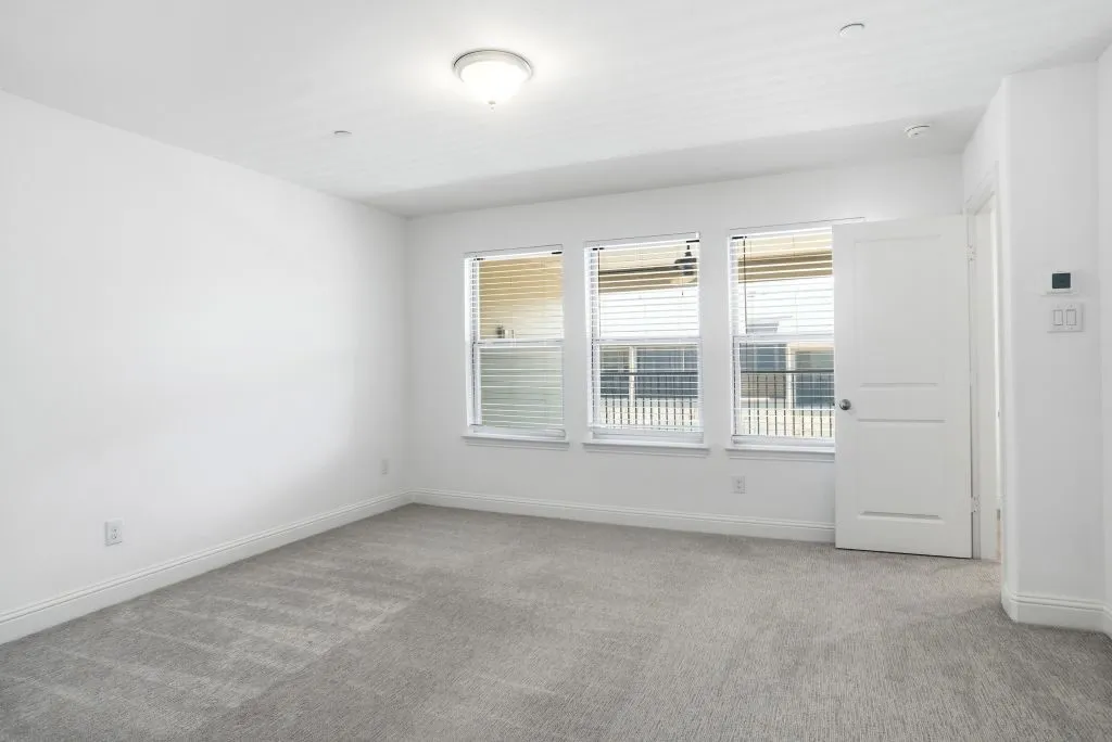 Townhouse For Sale in Dallas County , 7822 Bayside Drive, Rowlett, Texas 75088, 3 Bedroom, 4 Bathroom, 2 Garage spaces, 2,223 Sqft, built in 2022, mls#21333427, Real Estate Agent in Rowlett, Homes For Sale in Dallas county, Homes For Sale in Rowlett, Realtor in Rowlett Texas, Real Estate Brokerage Independent Realty Texas, Luminita Cordes Realtor