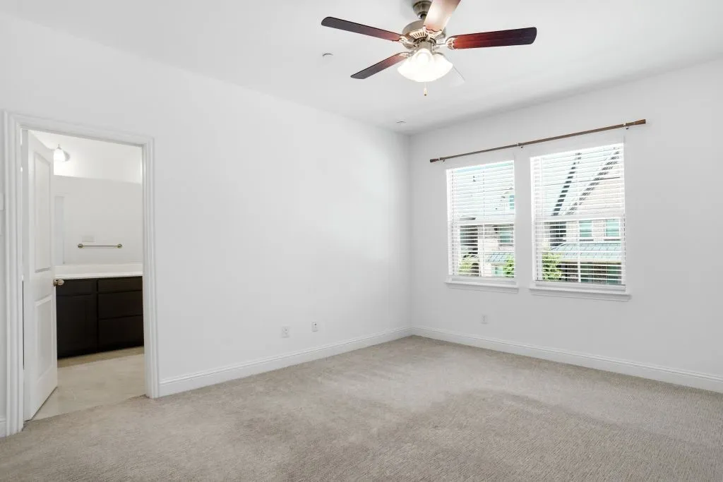 Townhouse For Sale in Dallas County , 7822 Bayside Drive, Rowlett, Texas 75088, 3 Bedroom, 4 Bathroom, 2 Garage spaces, 2,223 Sqft, built in 2022, mls#21333427, Real Estate Agent in Rowlett, Homes For Sale in Dallas county, Homes For Sale in Rowlett, Realtor in Rowlett Texas, Real Estate Brokerage Independent Realty Texas, Luminita Cordes Realtor