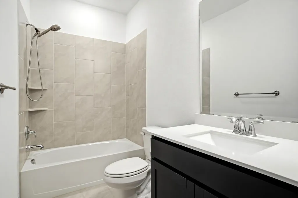 Townhouse For Sale in Dallas County , 7822 Bayside Drive, Rowlett, Texas 75088, 3 Bedroom, 4 Bathroom, 2 Garage spaces, 2,223 Sqft, built in 2022, mls#21333427, Real Estate Agent in Rowlett, Homes For Sale in Dallas county, Homes For Sale in Rowlett, Realtor in Rowlett Texas, Real Estate Brokerage Independent Realty Texas, Luminita Cordes Realtor