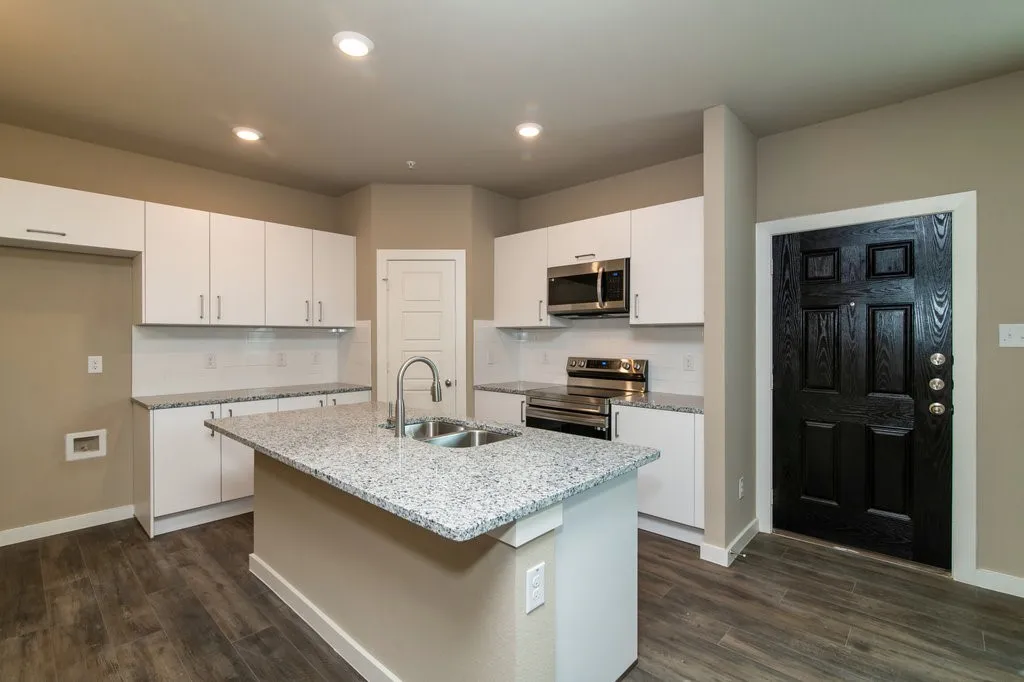Apartment For Rent in Ellis County , 605 Harvest Moon Drive, Venus, Texas 76084, 2 Bedroom, 2 Bathroom, 1 Garage spaces, 1,134 Sqft, built in 2022, mls#21333664, Real Estate Agent in Venus, Homes For Rent in Ellis county, Homes For Rent in Venus, Realtor in Venus Texas, Real Estate Brokerage Independent Realty Texas, Luminita Cordes Realtor
