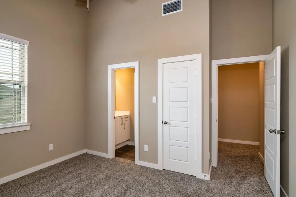Apartment For Rent in Ellis County , 605 Harvest Moon Drive, Venus, Texas 76084, 2 Bedroom, 2 Bathroom, 1 Garage spaces, 1,134 Sqft, built in 2022, mls#21333664, Real Estate Agent in Venus, Homes For Rent in Ellis county, Homes For Rent in Venus, Realtor in Venus Texas, Real Estate Brokerage Independent Realty Texas, Luminita Cordes Realtor